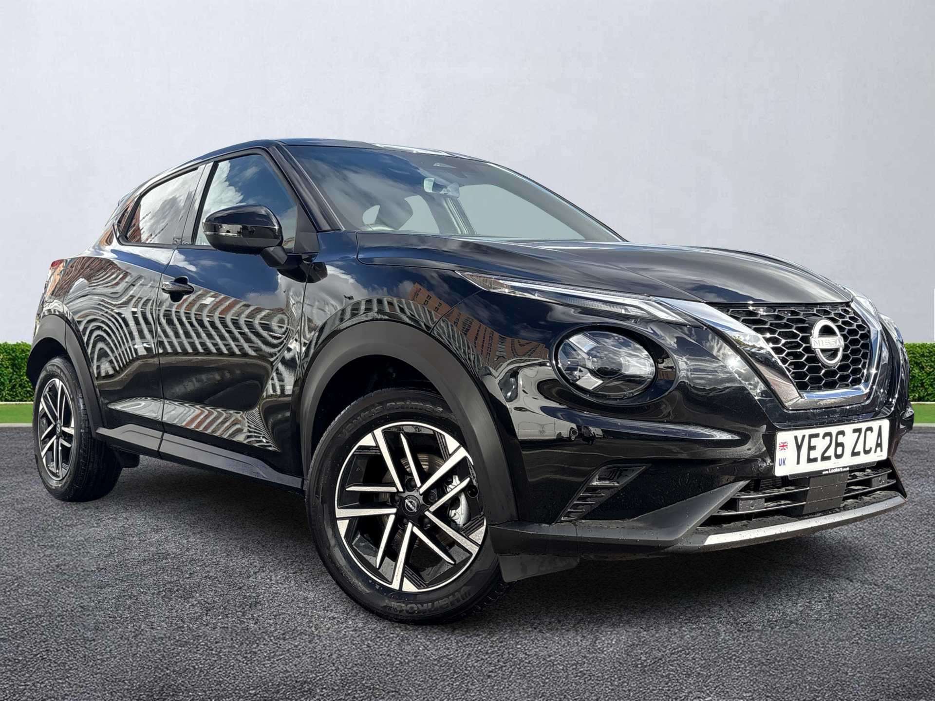 NISSAN JUKE HATCHBACK 1.0 Dig-T N-Connecta 5Dr [Revised]