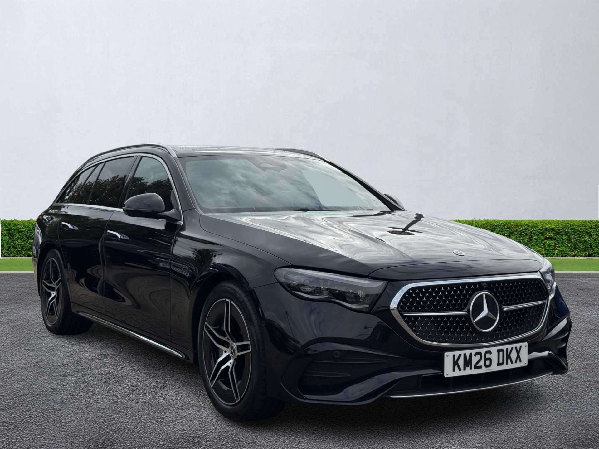 MERCEDES-BENZ E CLASS ESTATE E200 Amg Line Premium 5Dr 9G-Tronic [Pan Roof]