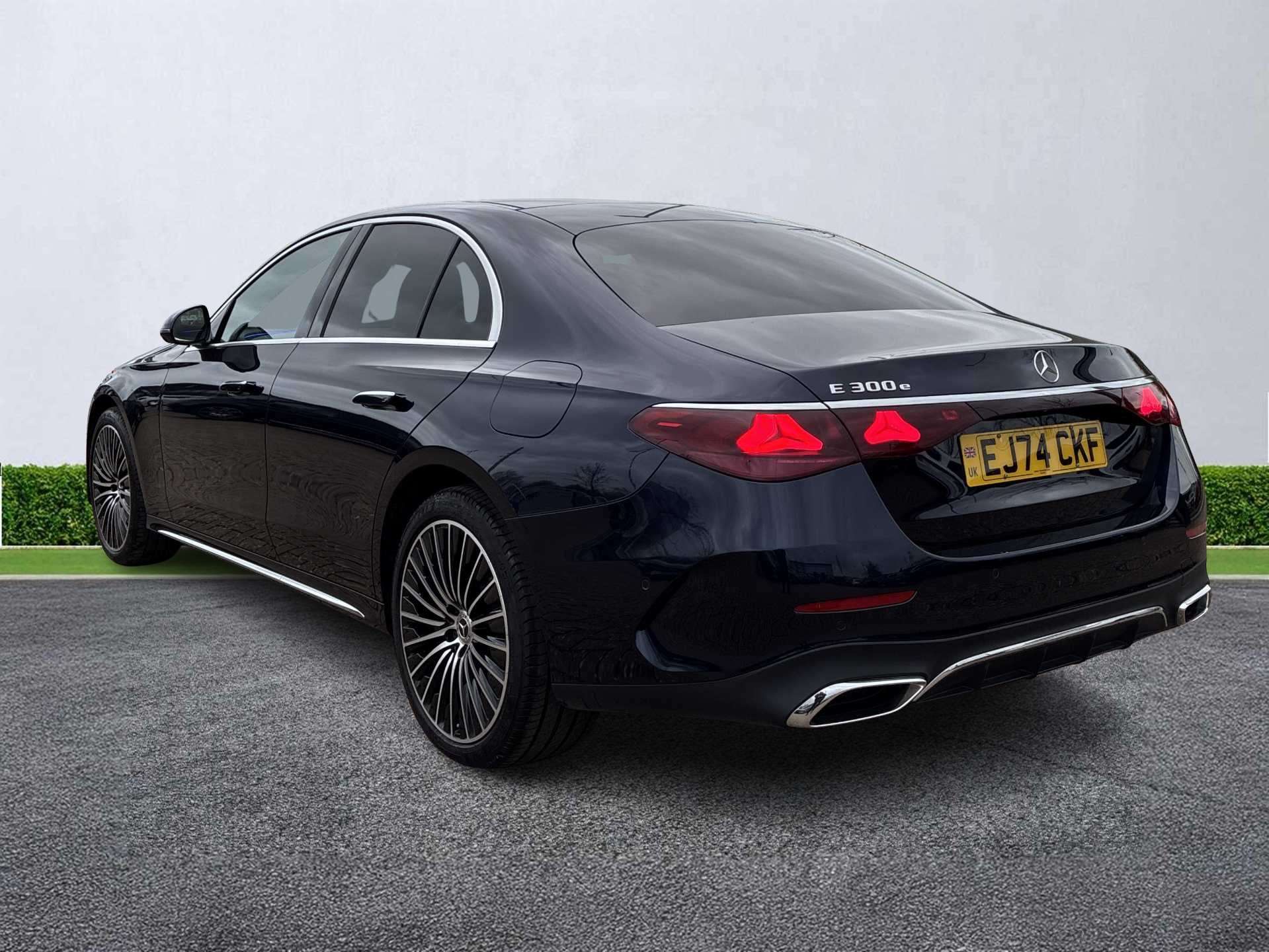 Used MERCEDES BENZ E CLASS E300E Amg Line Premium Plus 4Dr 9G Tronic used-mercedes-benz-e-class-e300e-amg-line-premium-plus-4dr-9g-tronic
