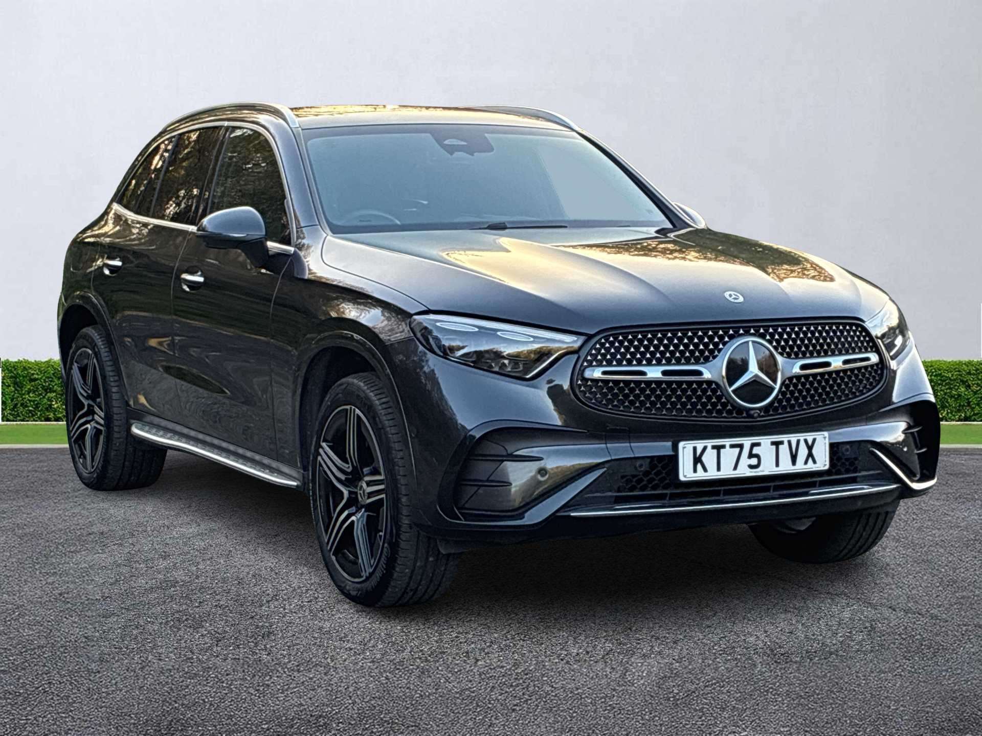 MERCEDES-BENZ GLC ESTATE GLC 300e 4Matic AMG Line Prem [Pan] 5dr 9G-Tronic