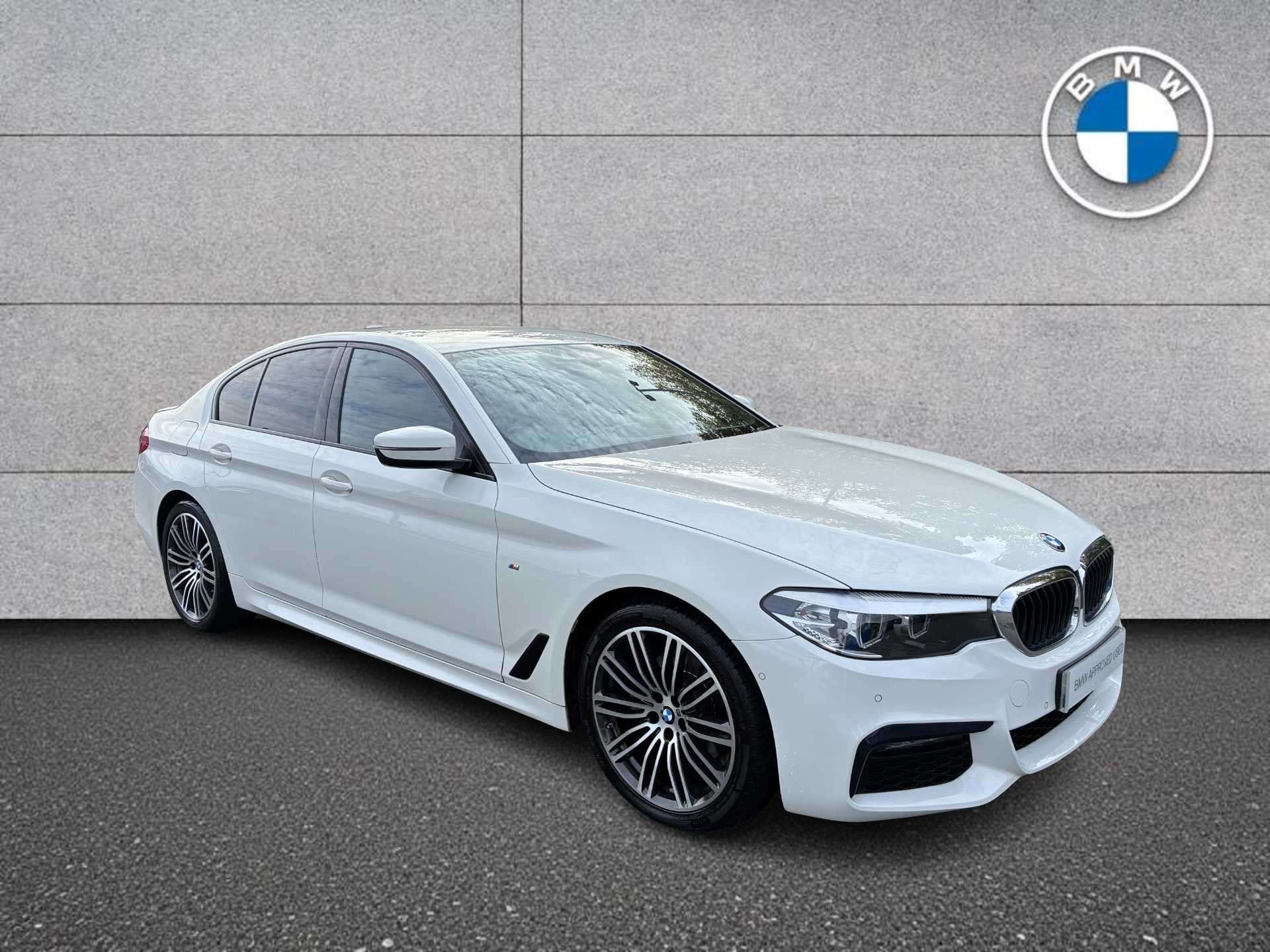 BMW 5 SERIES DIESEL SALOON 520D M Sport 4Dr Auto