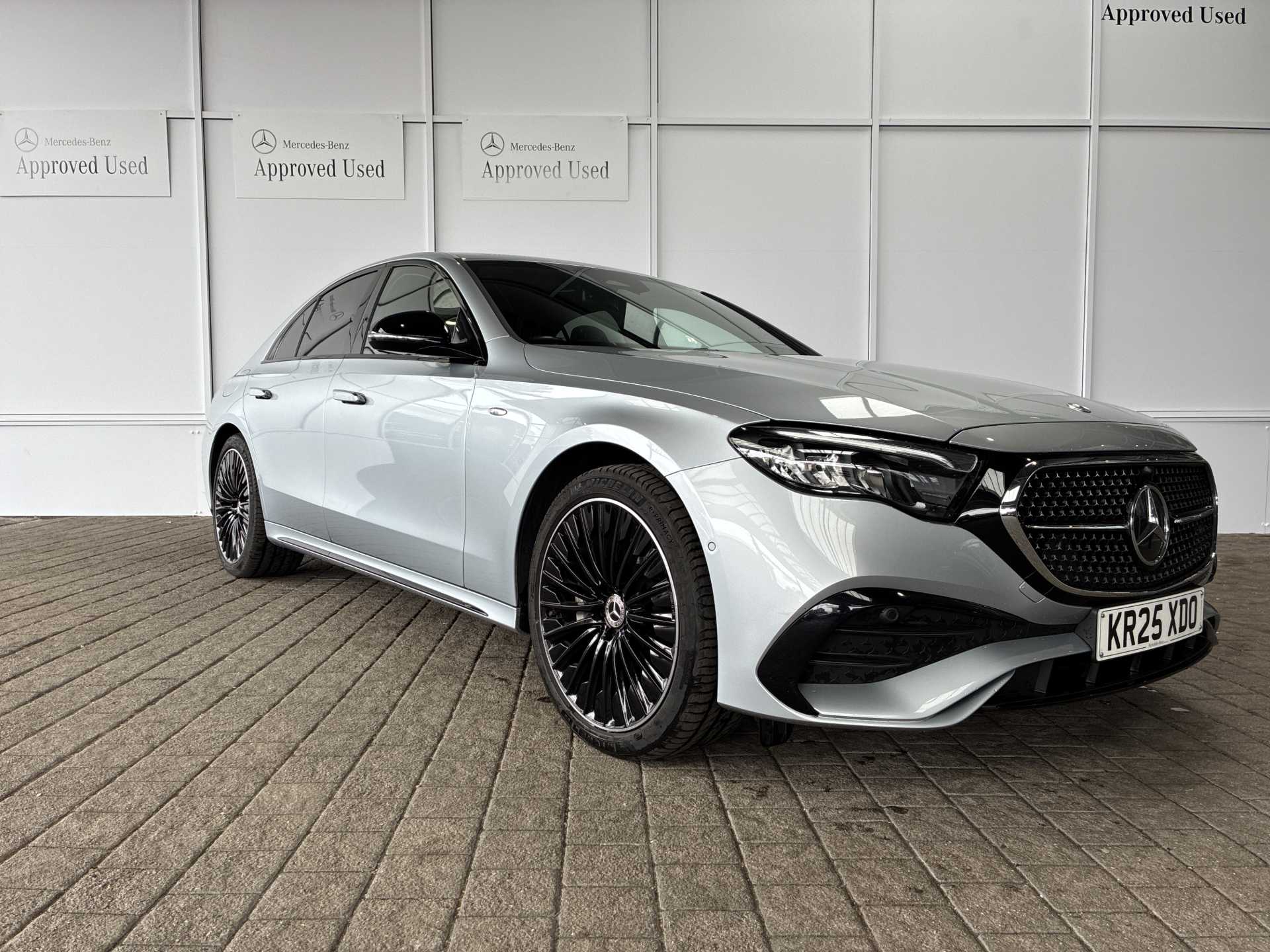 MERCEDES-BENZ E CLASS SALOON E300E Urban Edition 4Dr 9G-Tronic