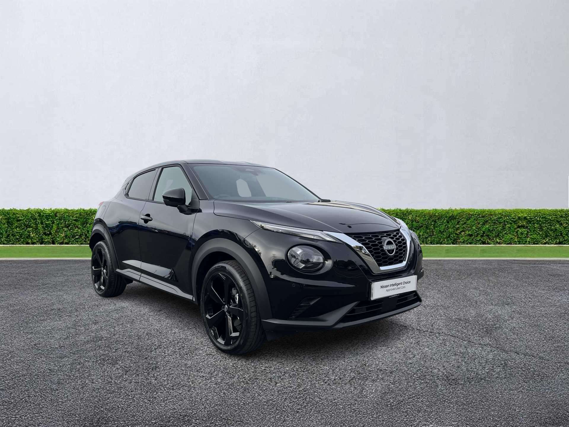 NISSAN JUKE HATCHBACK 1.0 Dig-T N-Connecta 5Dr [Revised]