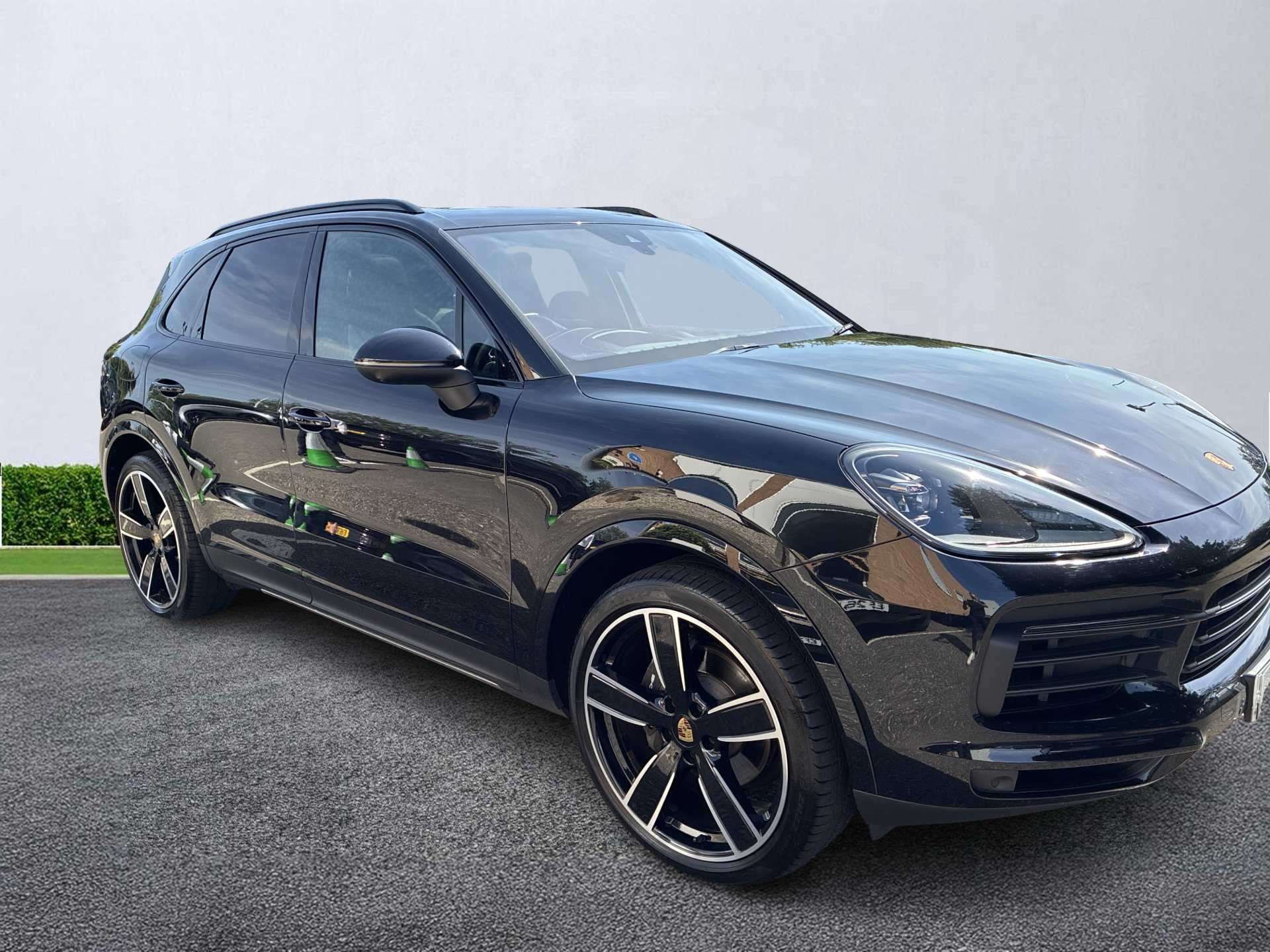 PORSCHE CAYENNE ESTATE SPECIAL EDITIONS Platinum Edition 5Dr Tiptronic S