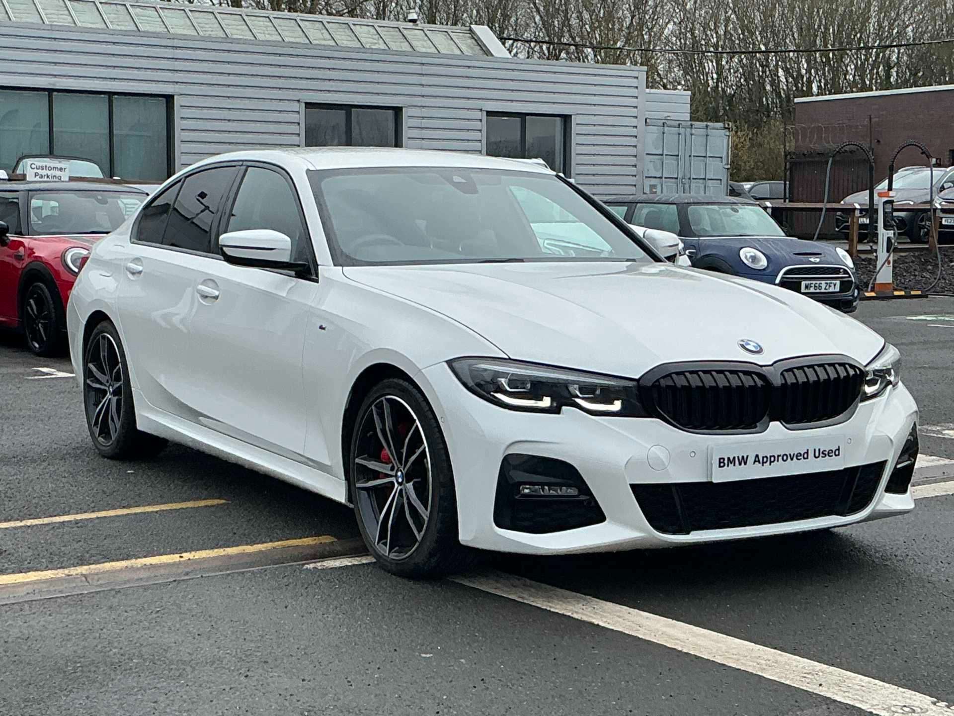 BMW 3 SERIES DIESEL SALOON 318D Mht M Sport 4Dr Step Auto