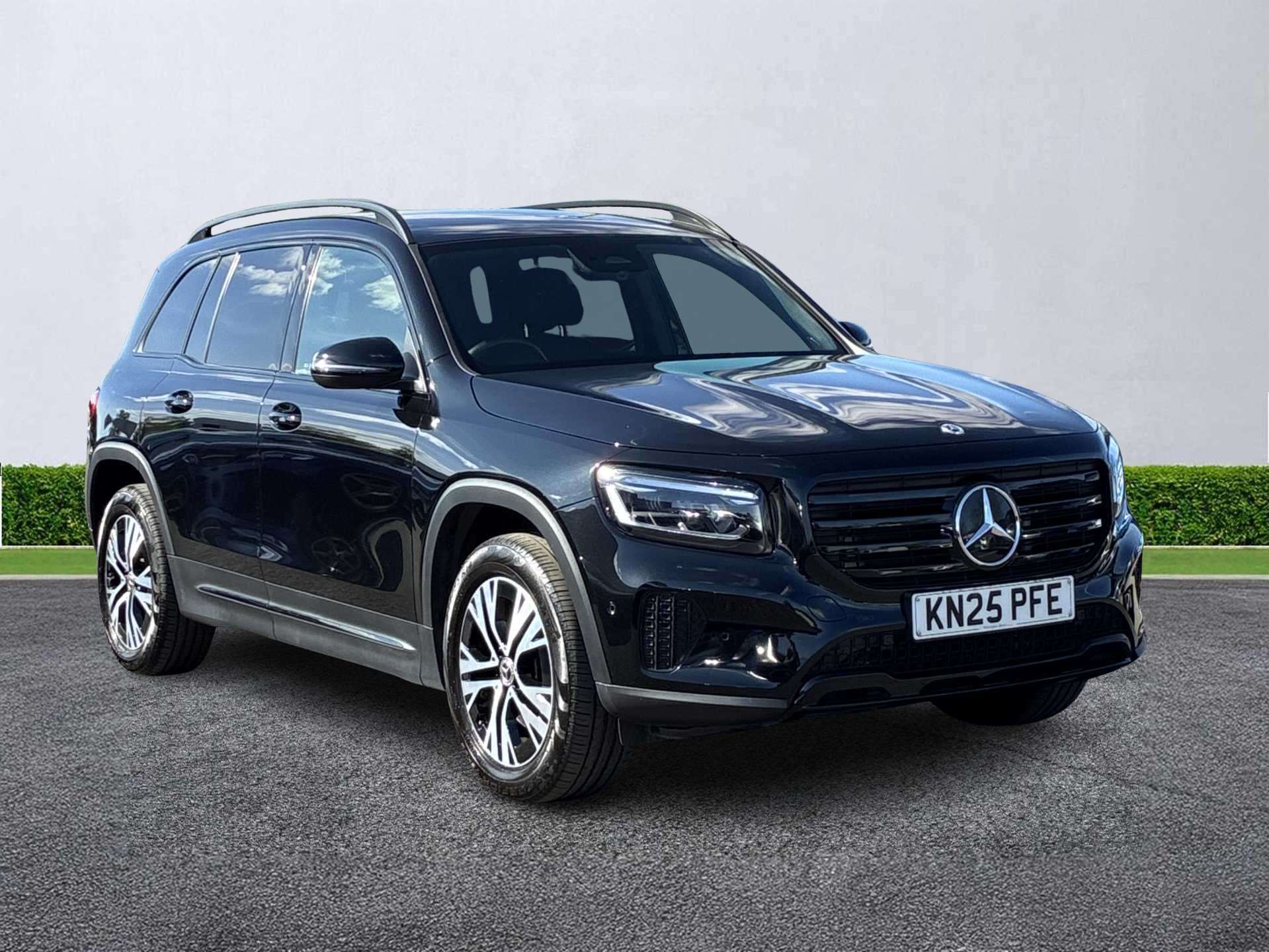 MERCEDES-BENZ GLB ESTATE Glb 200 Sport Executive 5Dr 7G-Tronic