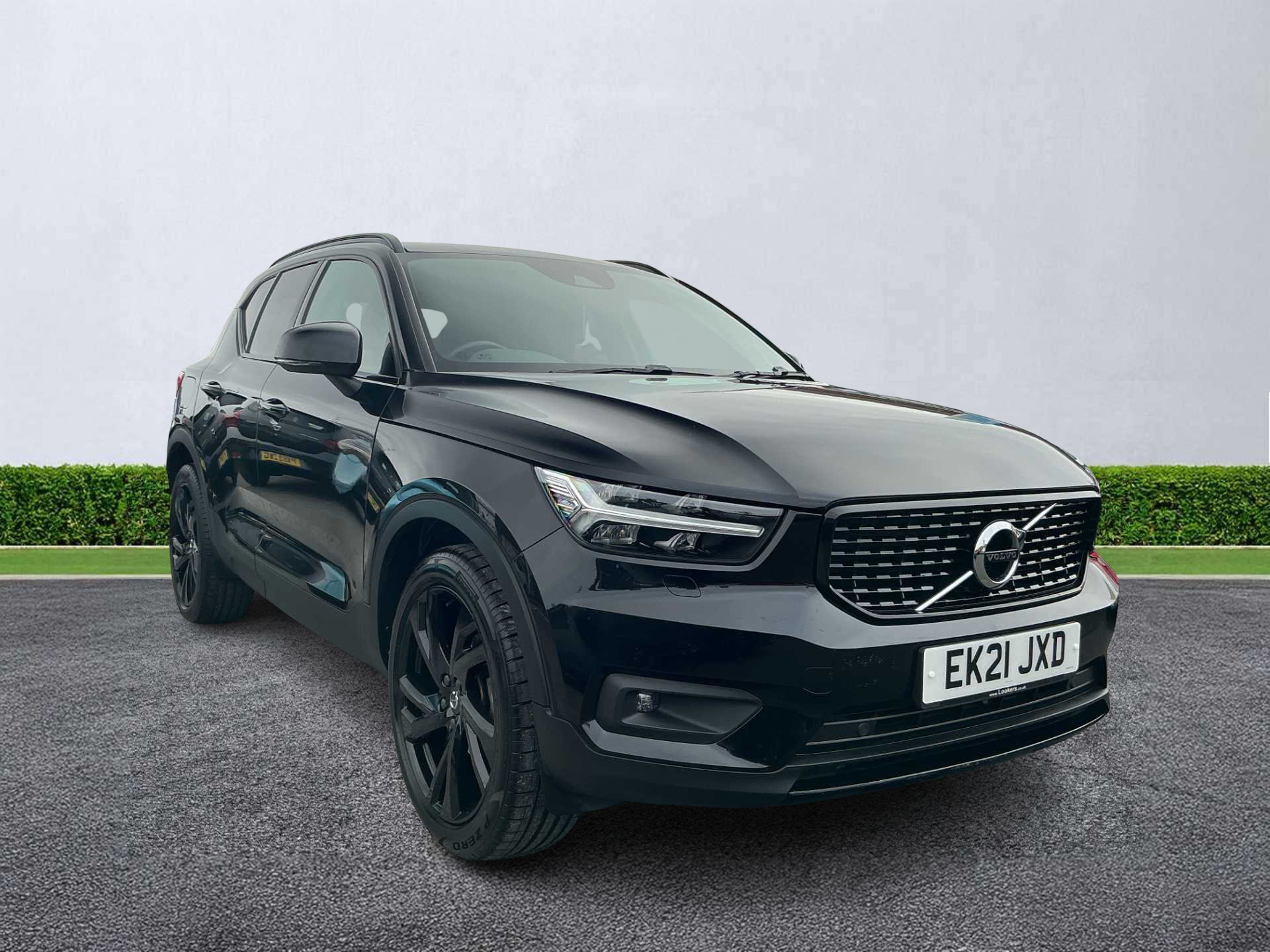 Used VOLVO XC40 1.5 T3 [163] R Design Pro 5Dr Geartronic 2021 | Lookers ...