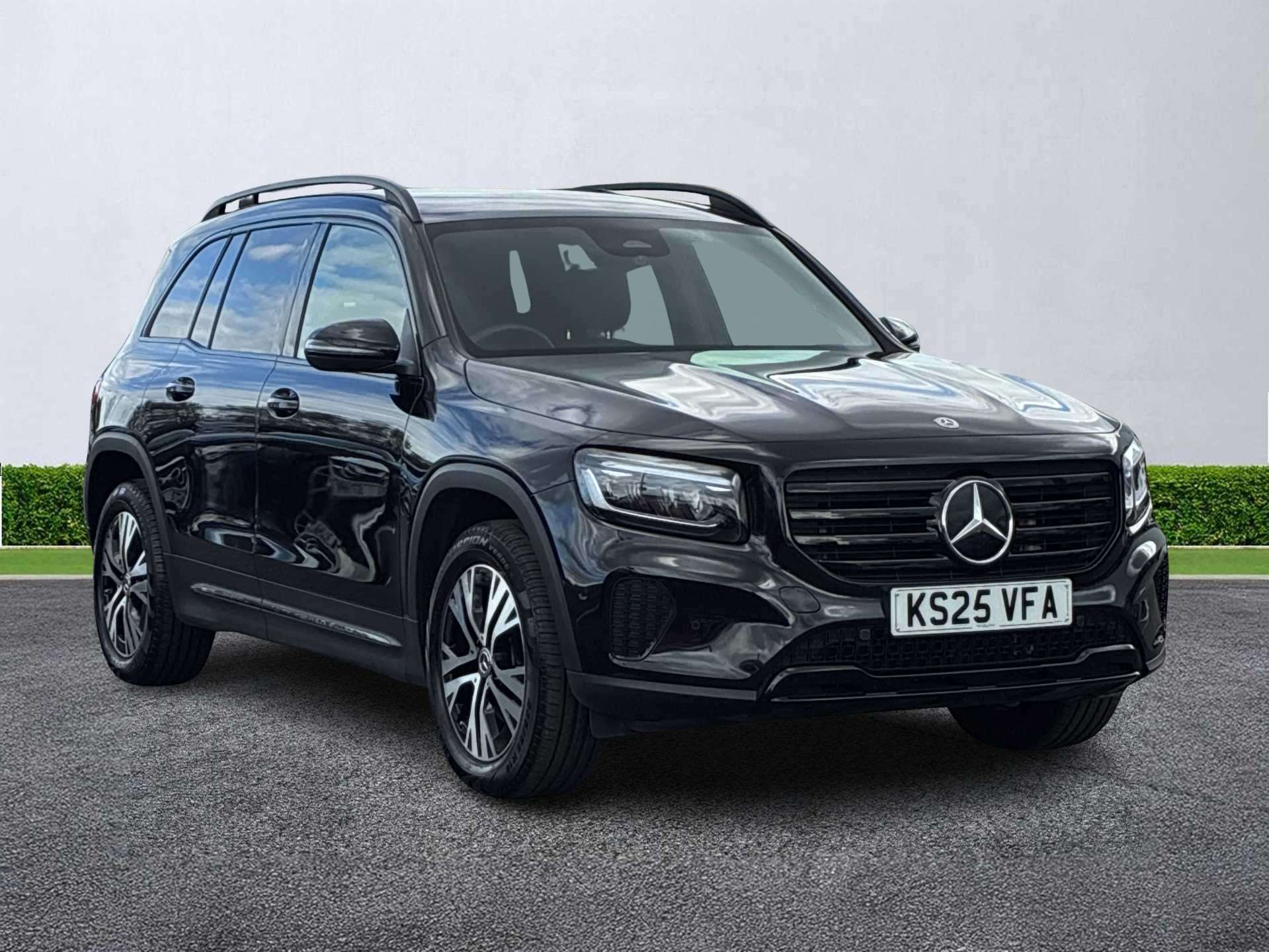 MERCEDES-BENZ GLB ESTATE Glb 200 Sport Executive 5Dr 7G-Tronic