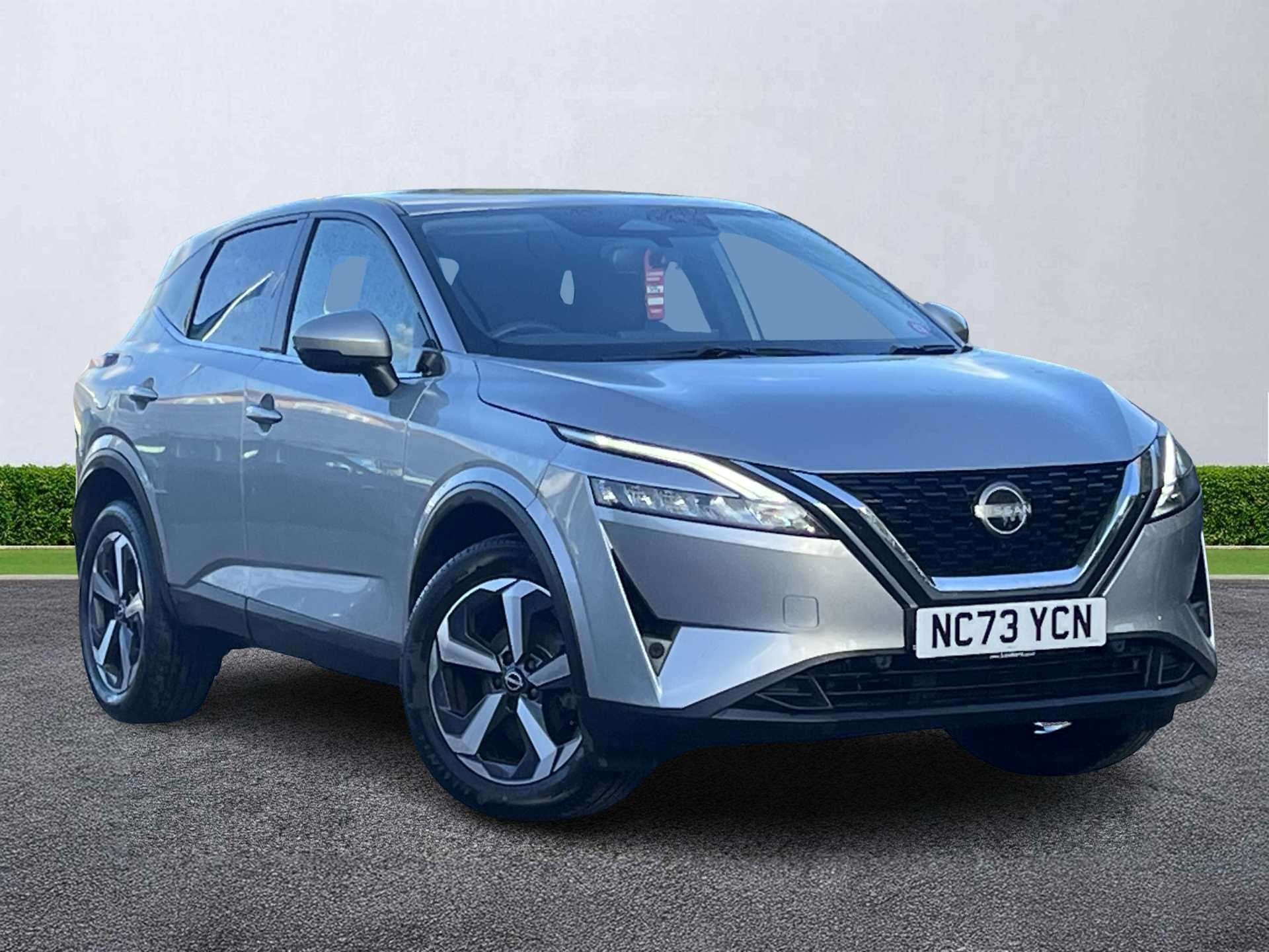NISSAN QASHQAI HATCHBACK 1.3 Dig-T Mh 158 N-Connecta 5Dr Xtronic