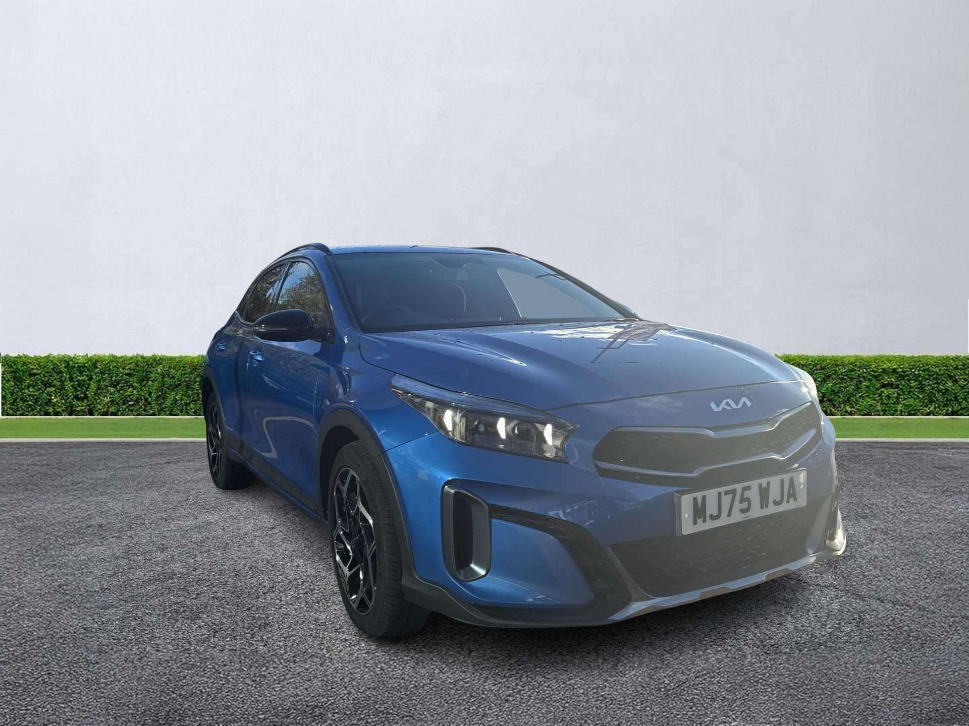 2025 KIA XCeed