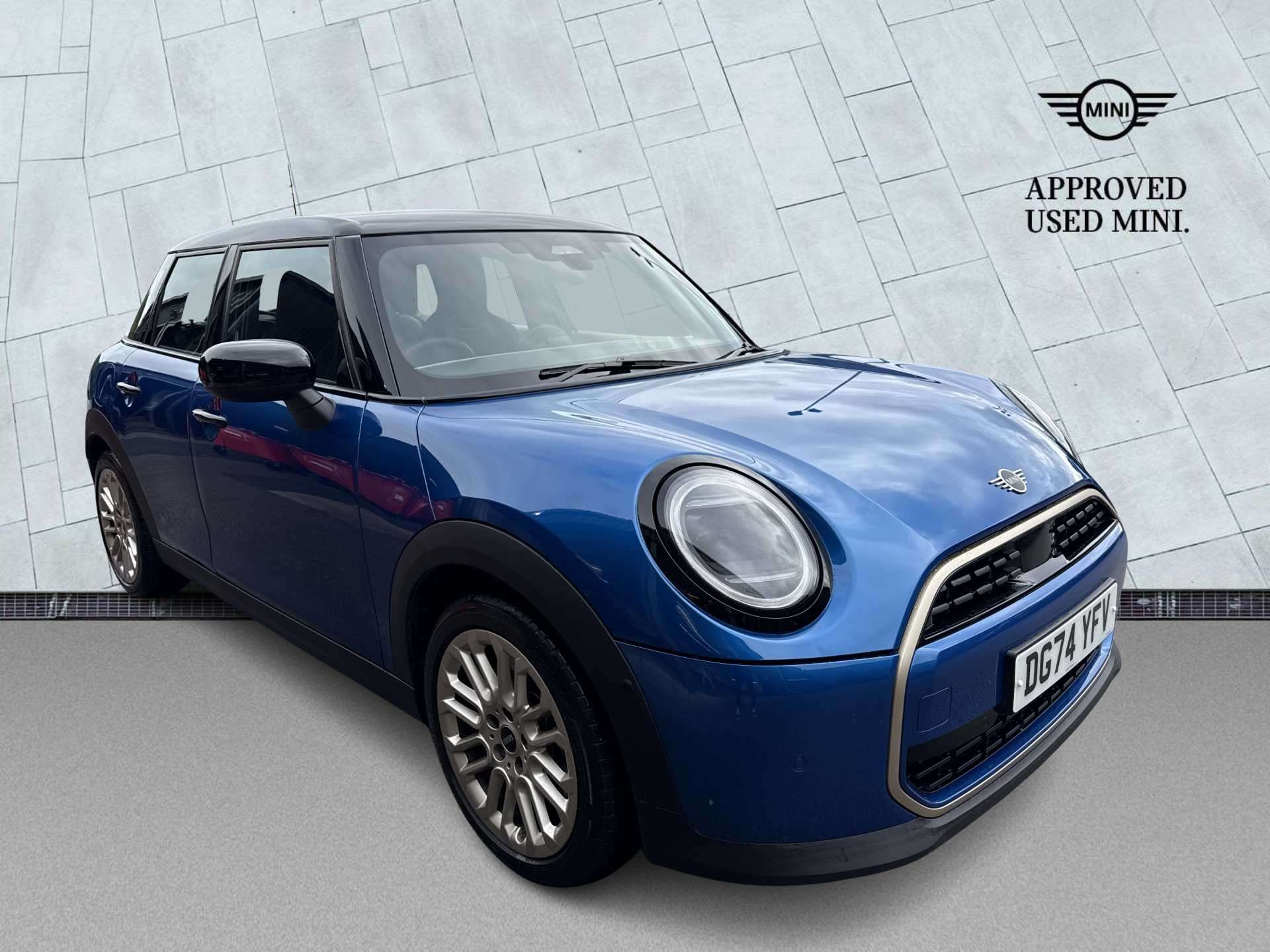 MINI COOPER HATCHBACK 1.5 C Exclusive 5Dr Auto