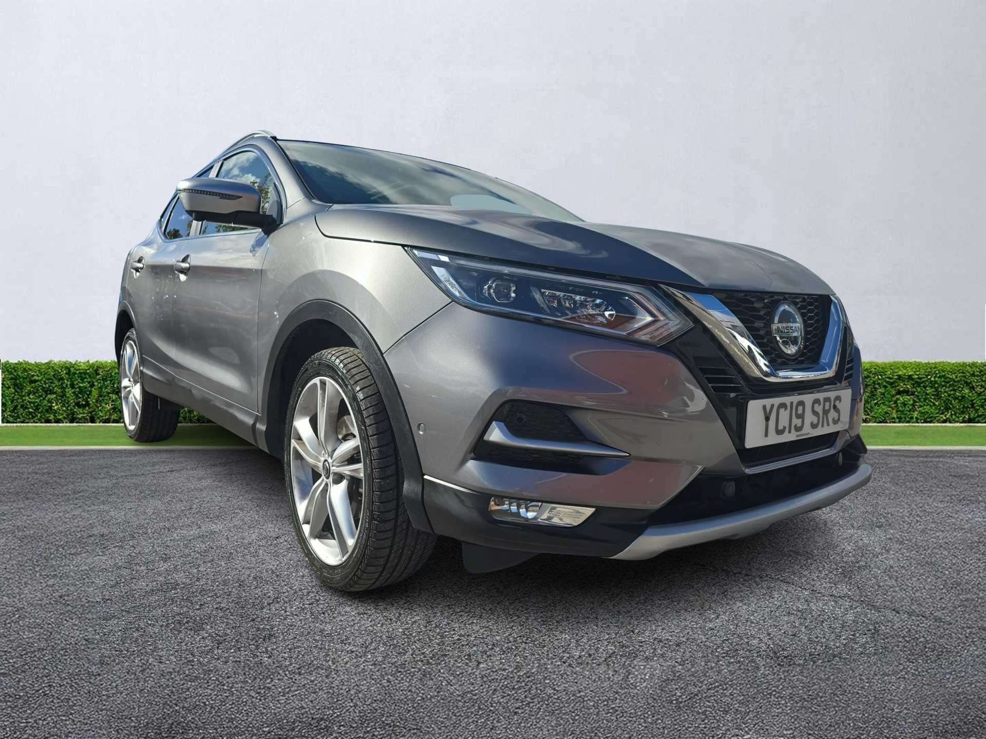 NISSAN QASHQAI HATCHBACK 1.3 Dig-T N-Motion 5Dr