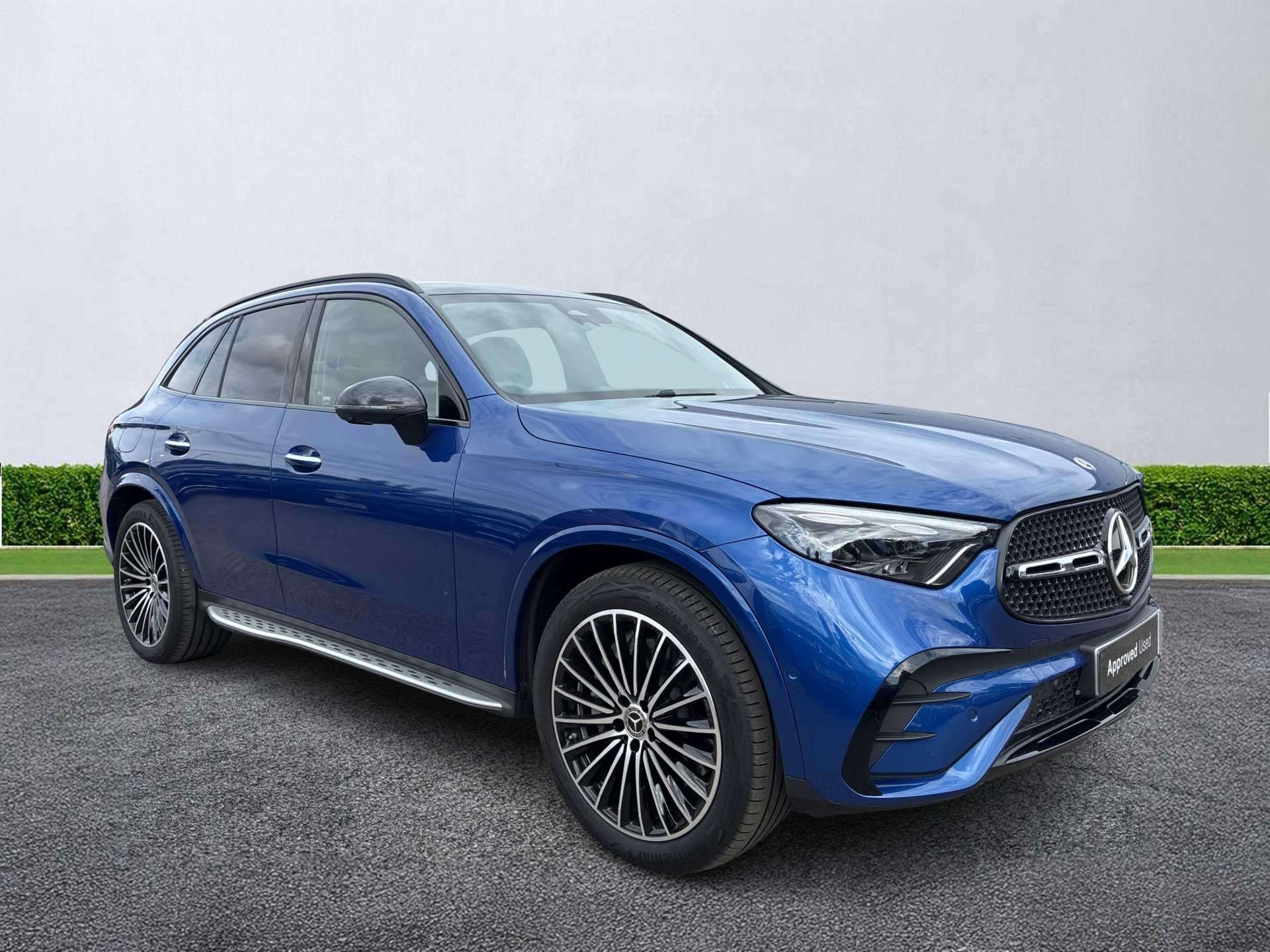 2025 Mercedes-Benz GLC