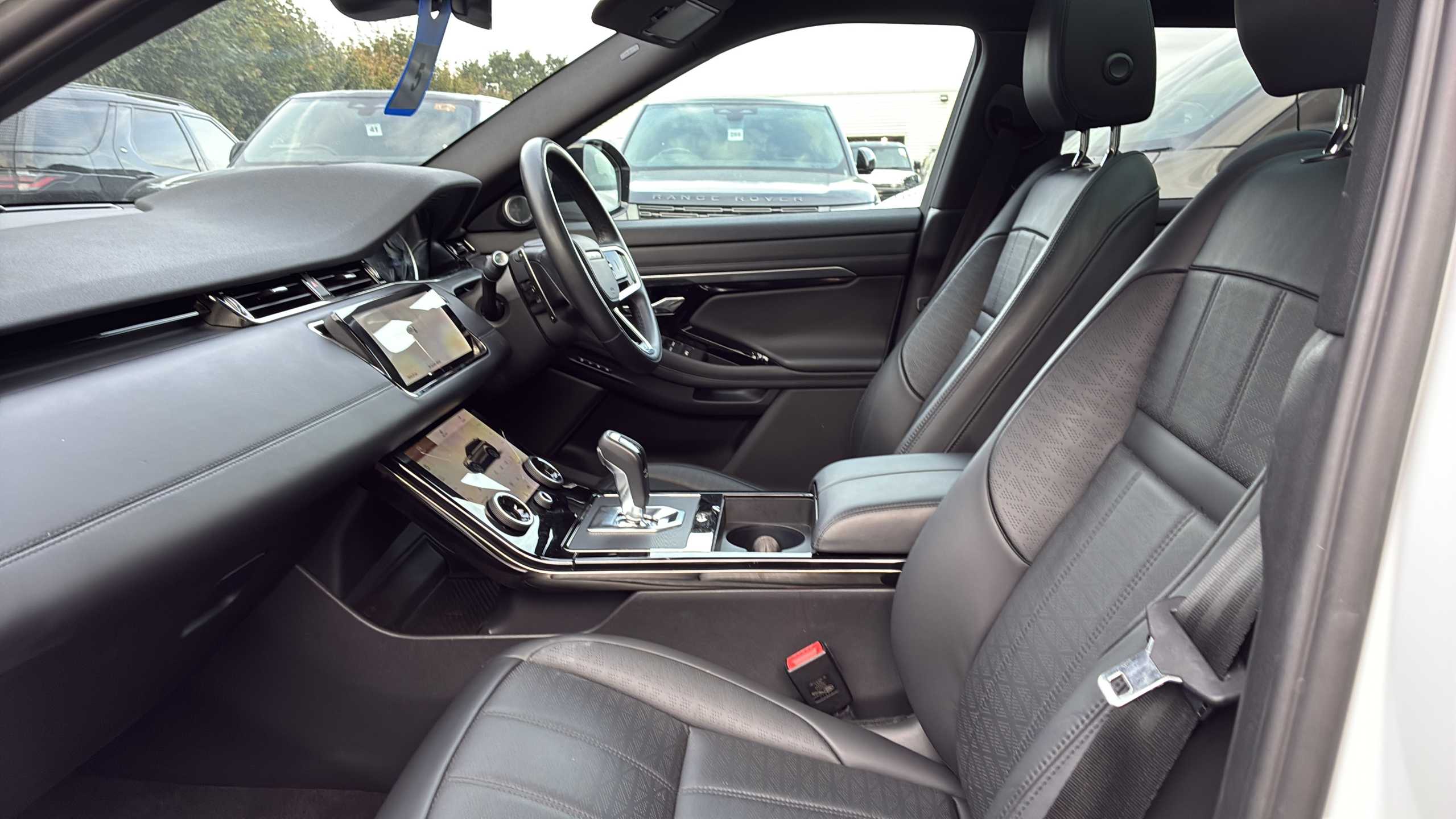LAND ROVER RANGE ROVER EVOQUE HATCHBACK 1.5 P300E R-Dynamic Hse 5Dr Auto
