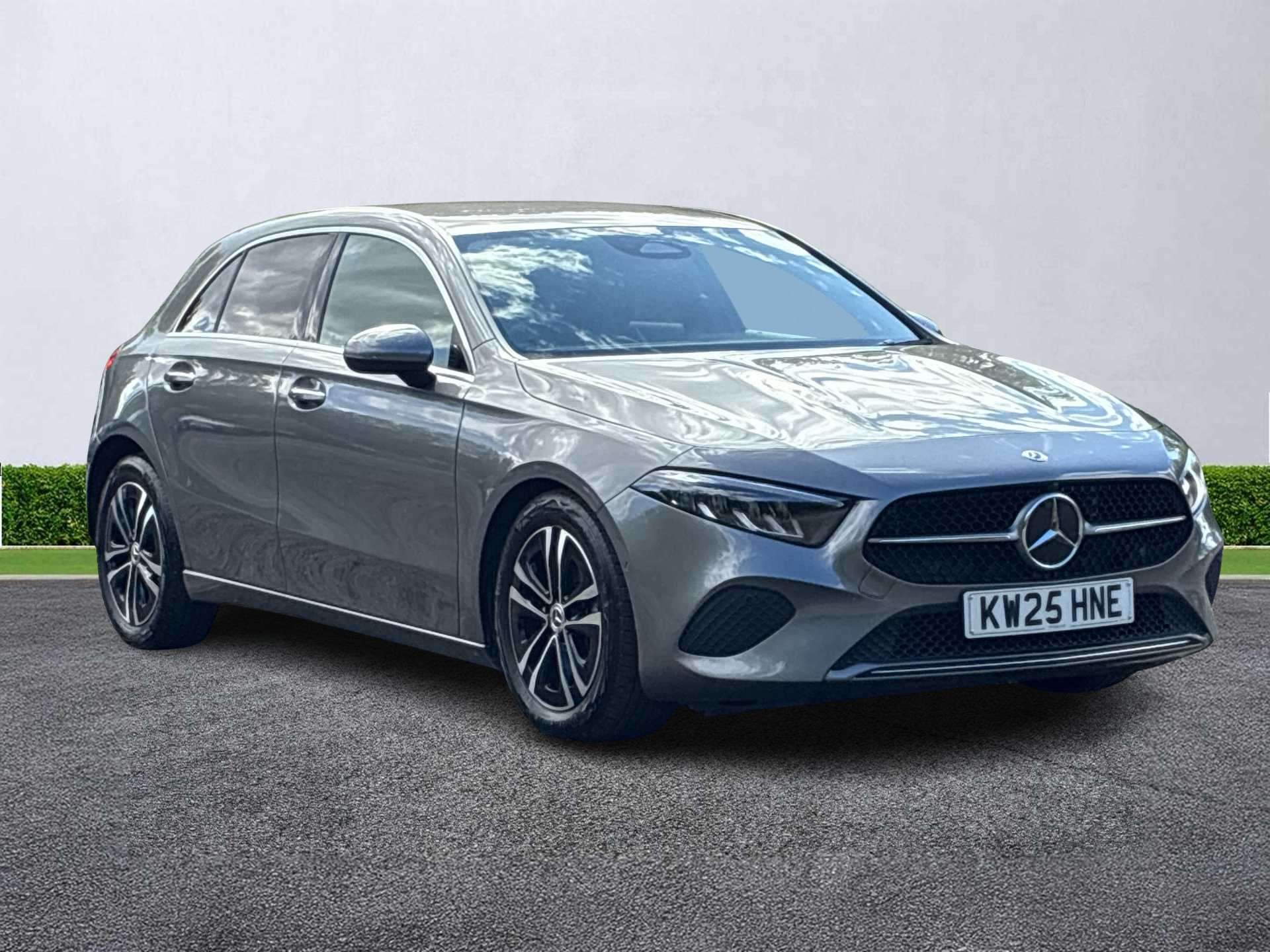 MERCEDES-BENZ A CLASS HATCHBACK A180 Sport Executive 5Dr Auto