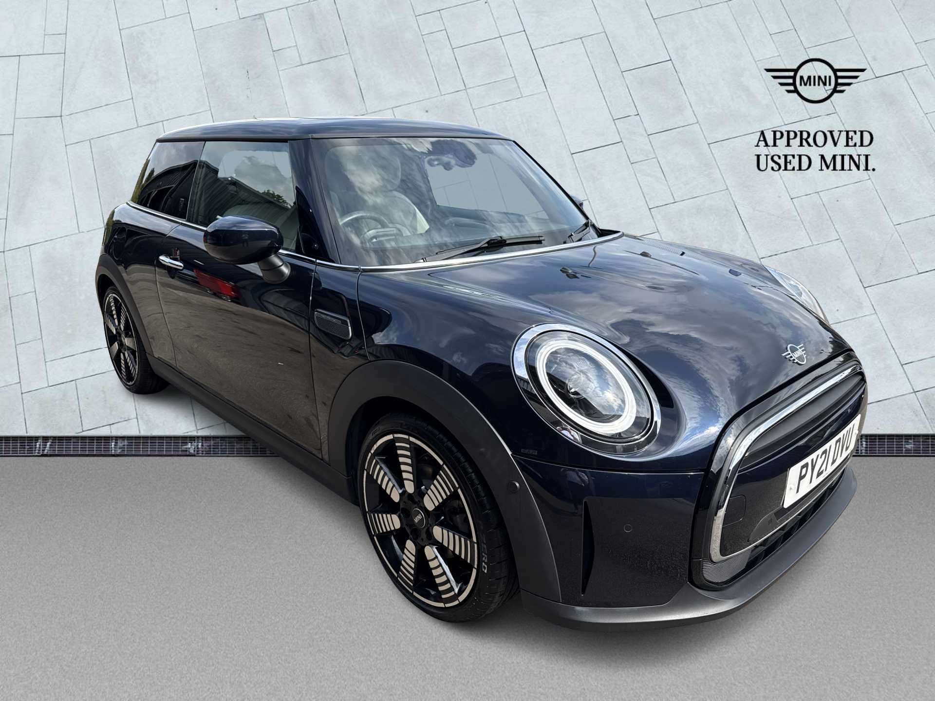 MINI HATCHBACK 1.5 Cooper Exclusive 3Dr Auto
