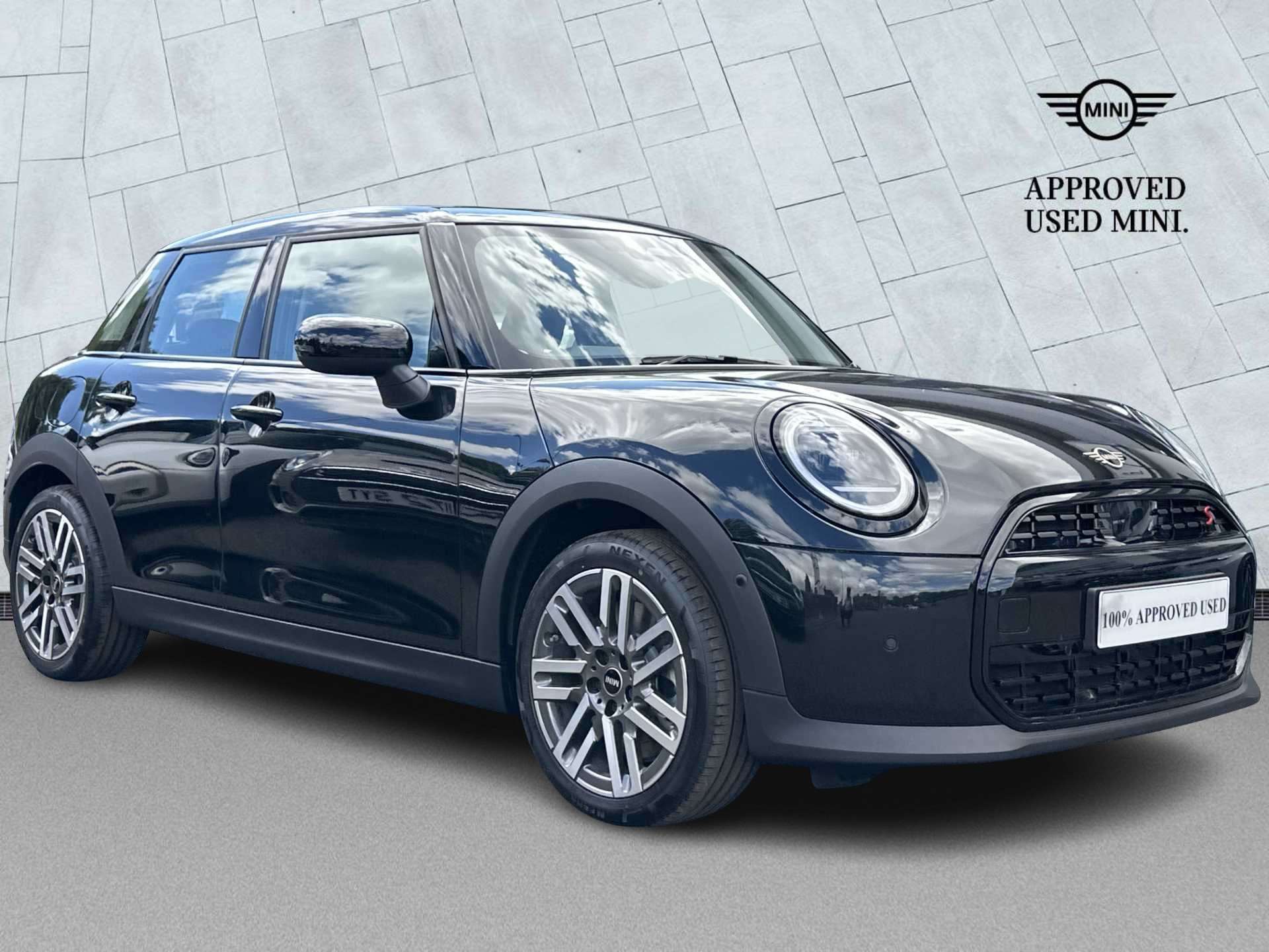 MINI COOPER HATCHBACK 2.0 S Classic 5Dr Auto