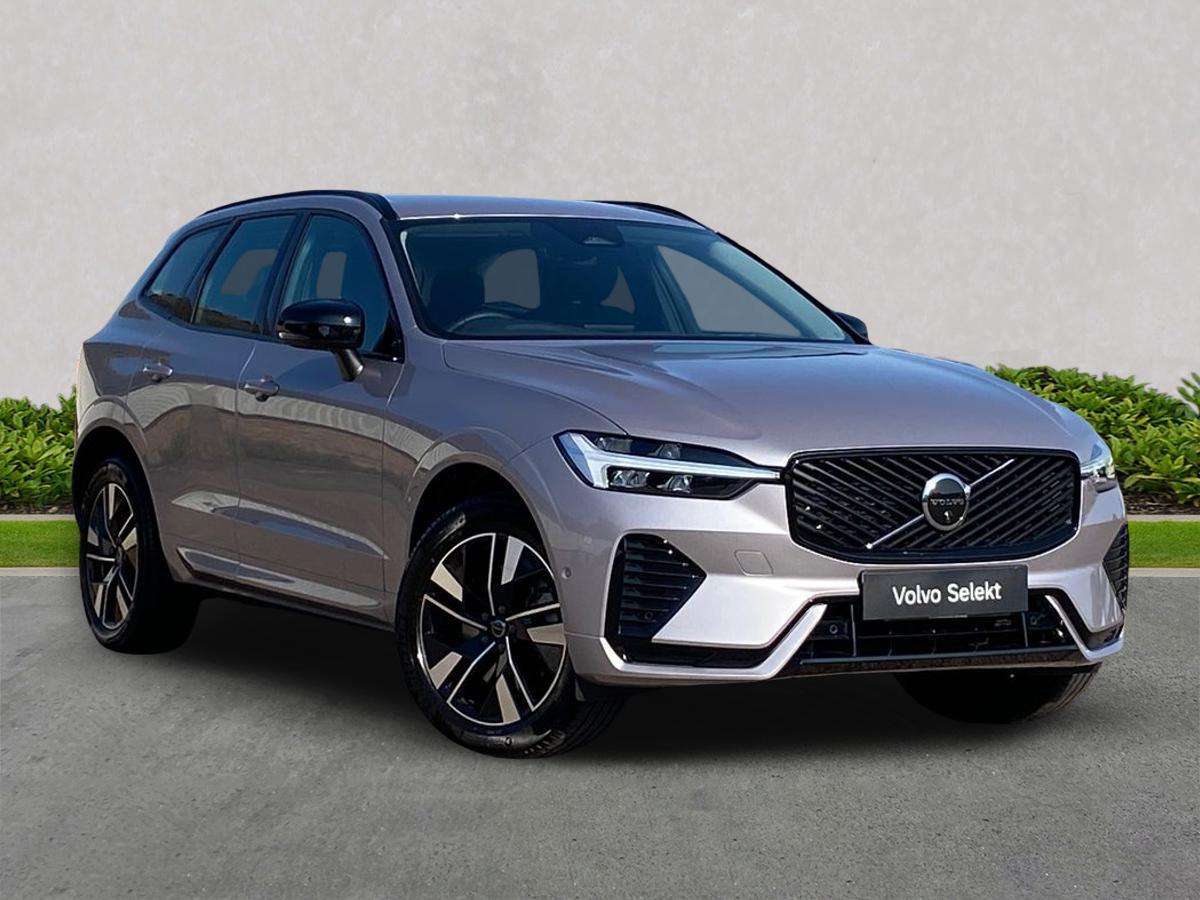 VOLVO XC60 ESTATE 2.0 B5P Plus Dark 5Dr Awd Geartronic