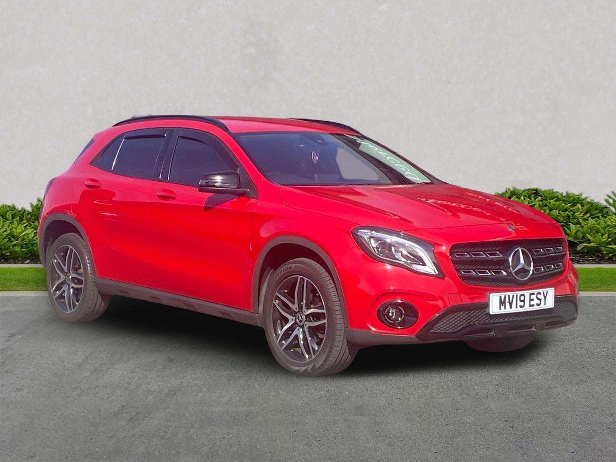 MERCEDES-BENZ GLA HATCHBACK Gla 180 Urban Edition 5Dr
