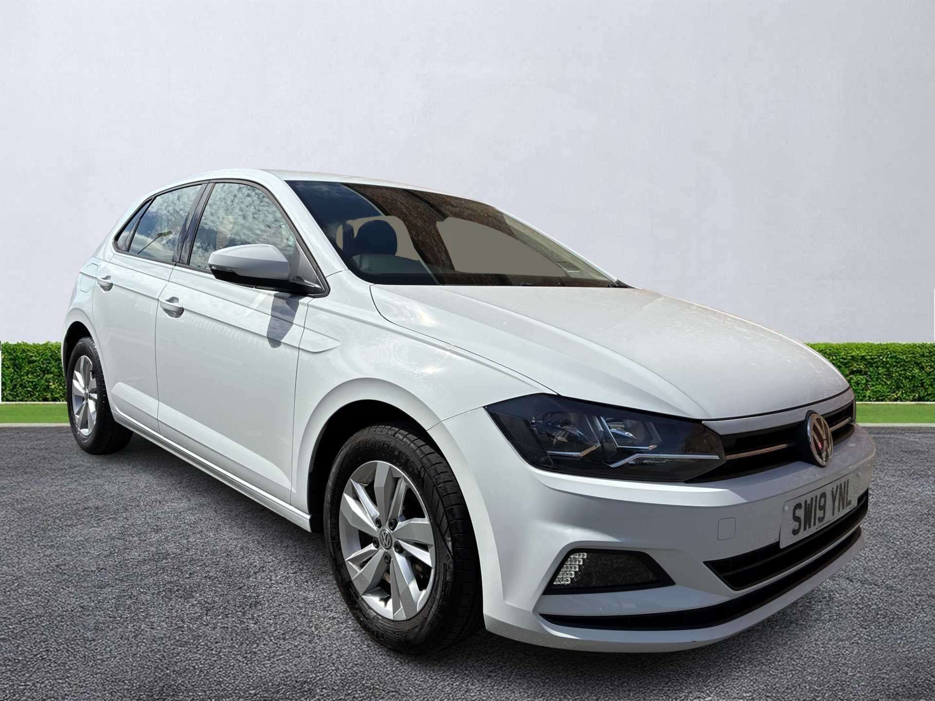 VOLKSWAGEN POLO HATCHBACK SPECIAL EDITIONS 1.0 Evo Se Tech Edition 5Dr
