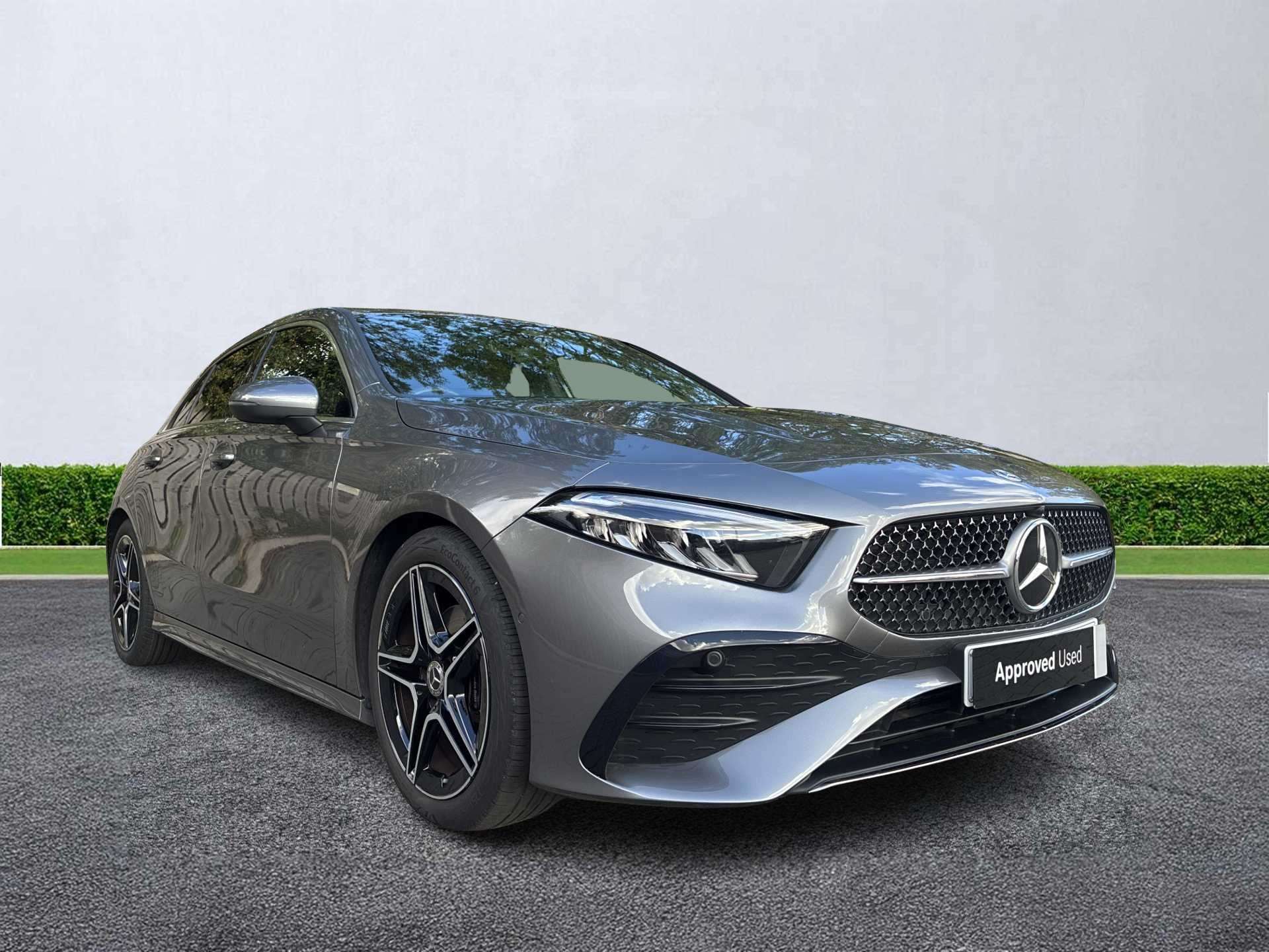 MERCEDES-BENZ A CLASS HATCHBACK A200 Amg Line Executive 5Dr Auto