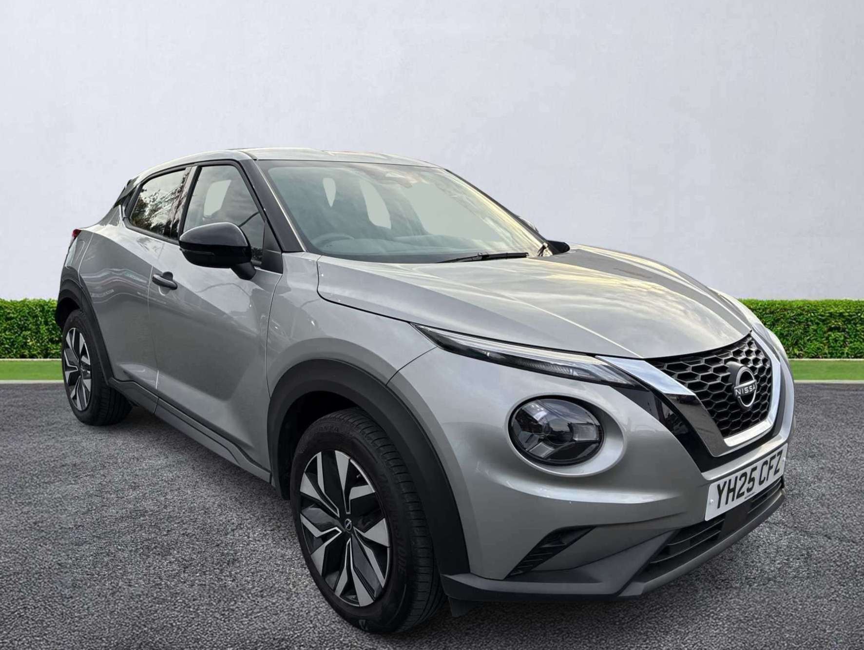 NISSAN JUKE HATCHBACK 1.0 Dig-T Acenta Premium 5Dr