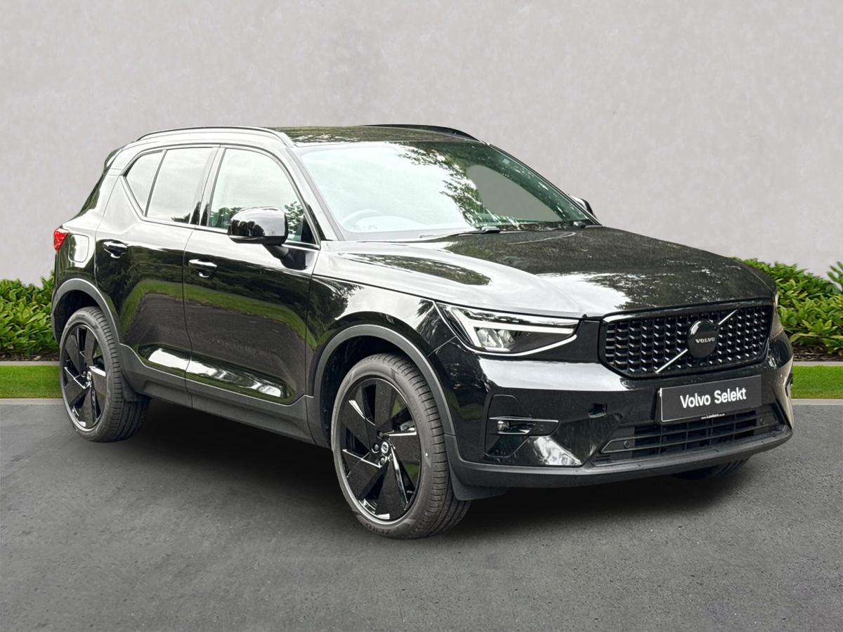 VOLVO XC40 ESTATE 2.0 B4P Plus Black Edition 5Dr Auto