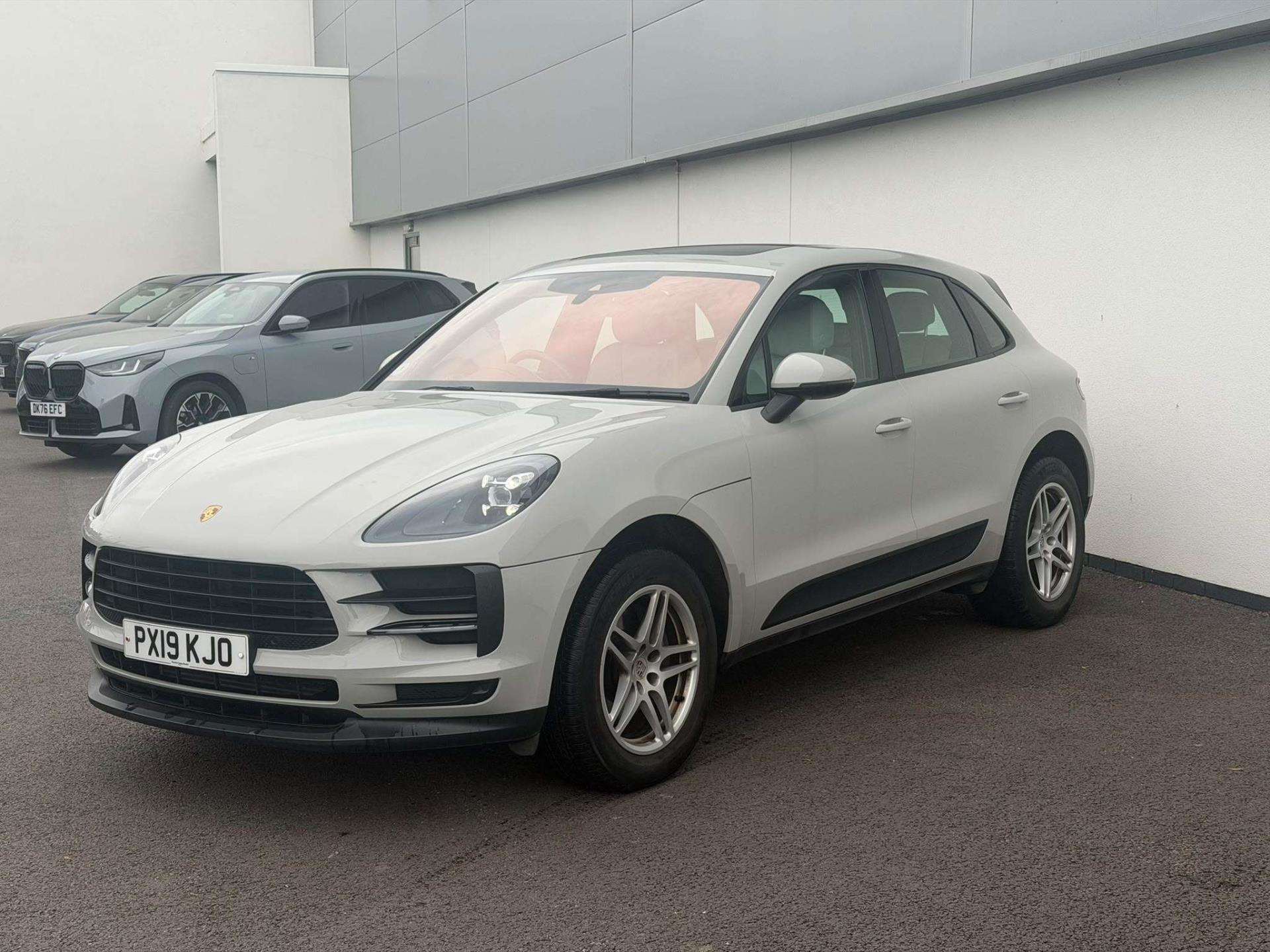 PORSCHE MACAN ESTATE 5Dr Pdk