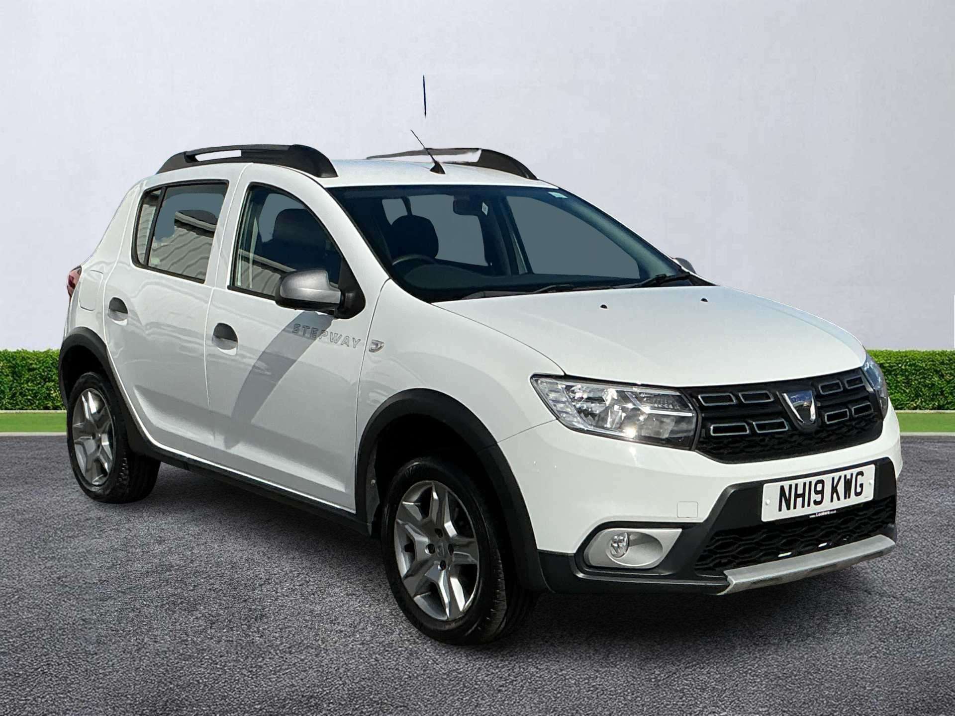 DACIA SANDERO STEPWAY HATCHBACK 0.9 Tce Essential 5Dr