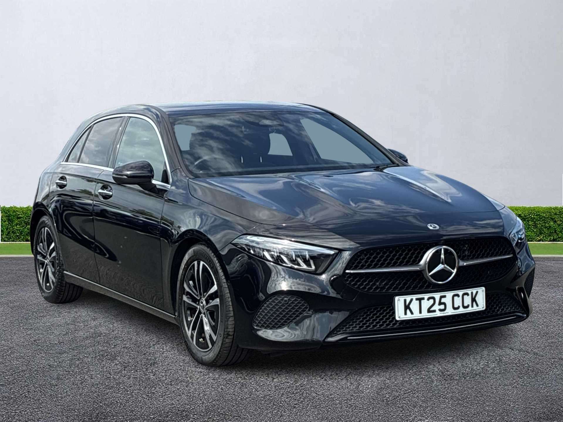 MERCEDES-BENZ A CLASS HATCHBACK A180 Sport Executive 5Dr Auto