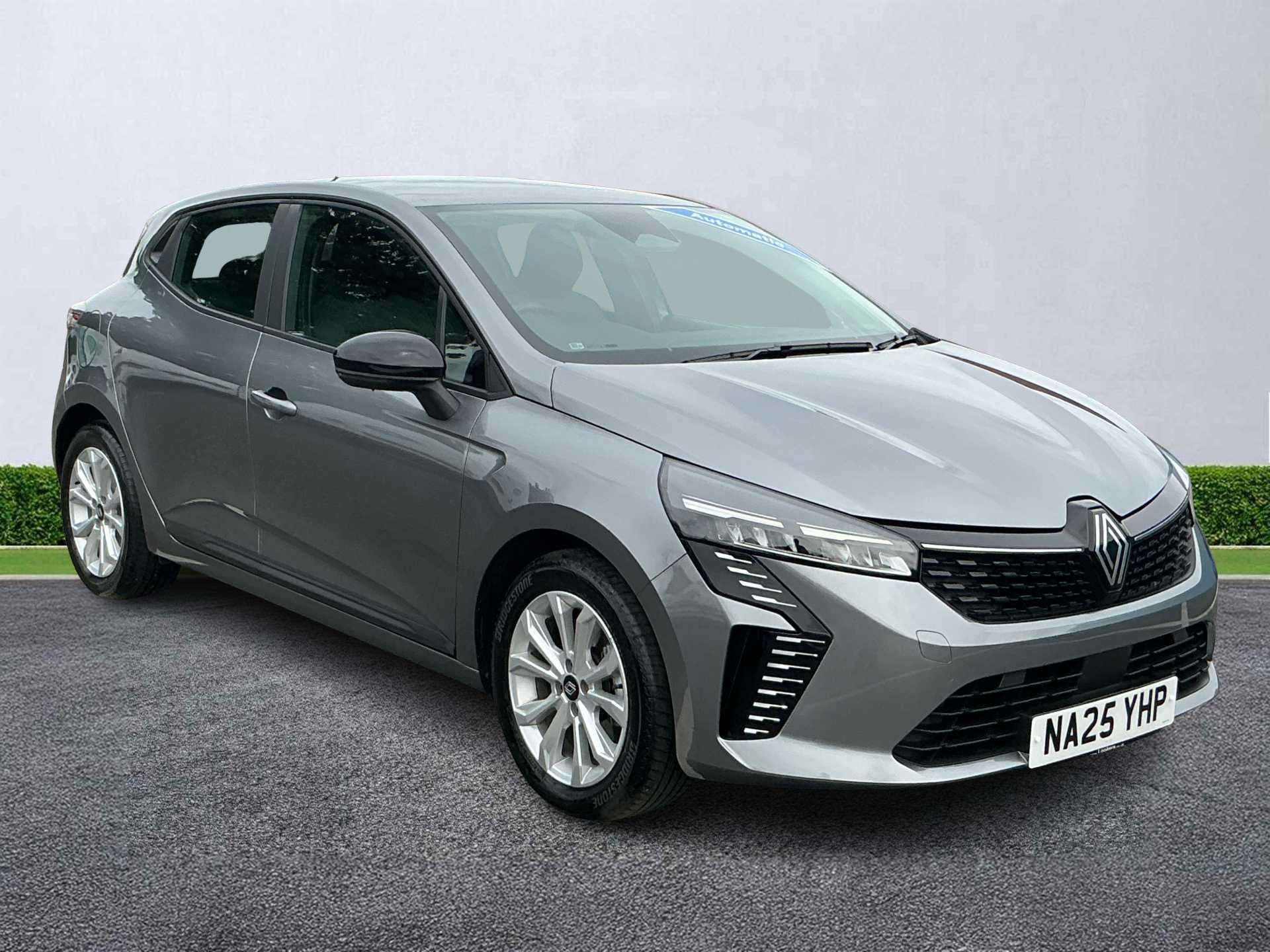 2025 RENAULT CLIO HATCHBACK 2025 1.6 E TECH FULL HYBRID 145 EVOLUTION 5DR AUTO SAT... photo