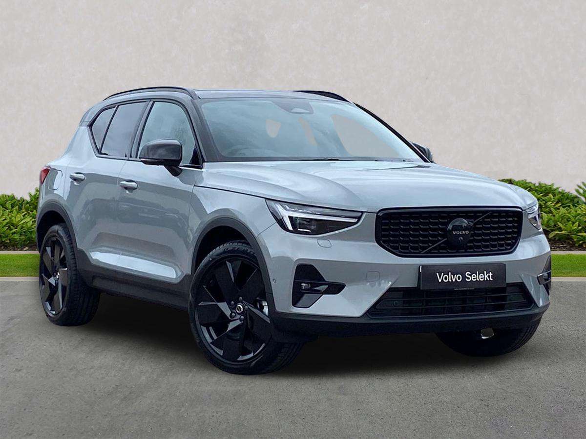 VOLVO XC40 ESTATE 2.0 B4P Ultra Black Edition 5Dr Auto
