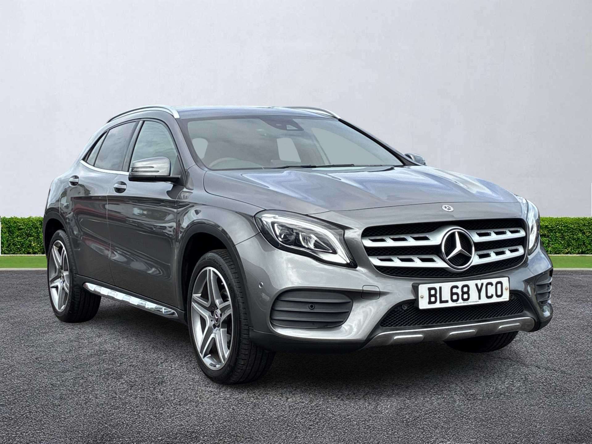 MERCEDES-BENZ GLA HATCHBACK Gla 200 Amg Line Premium 5Dr Auto