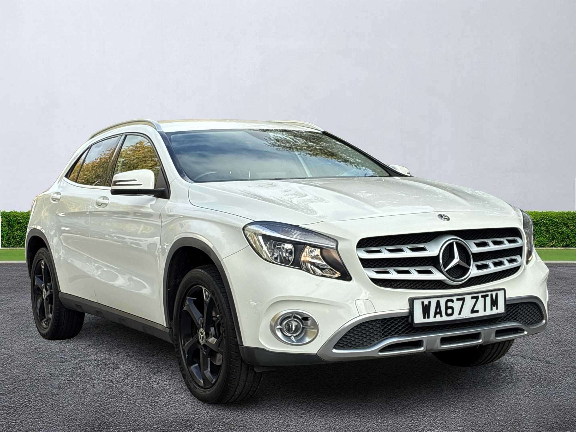 MERCEDES-BENZ GLA DIESEL HATCHBACK GLA 200d Sport 5dr