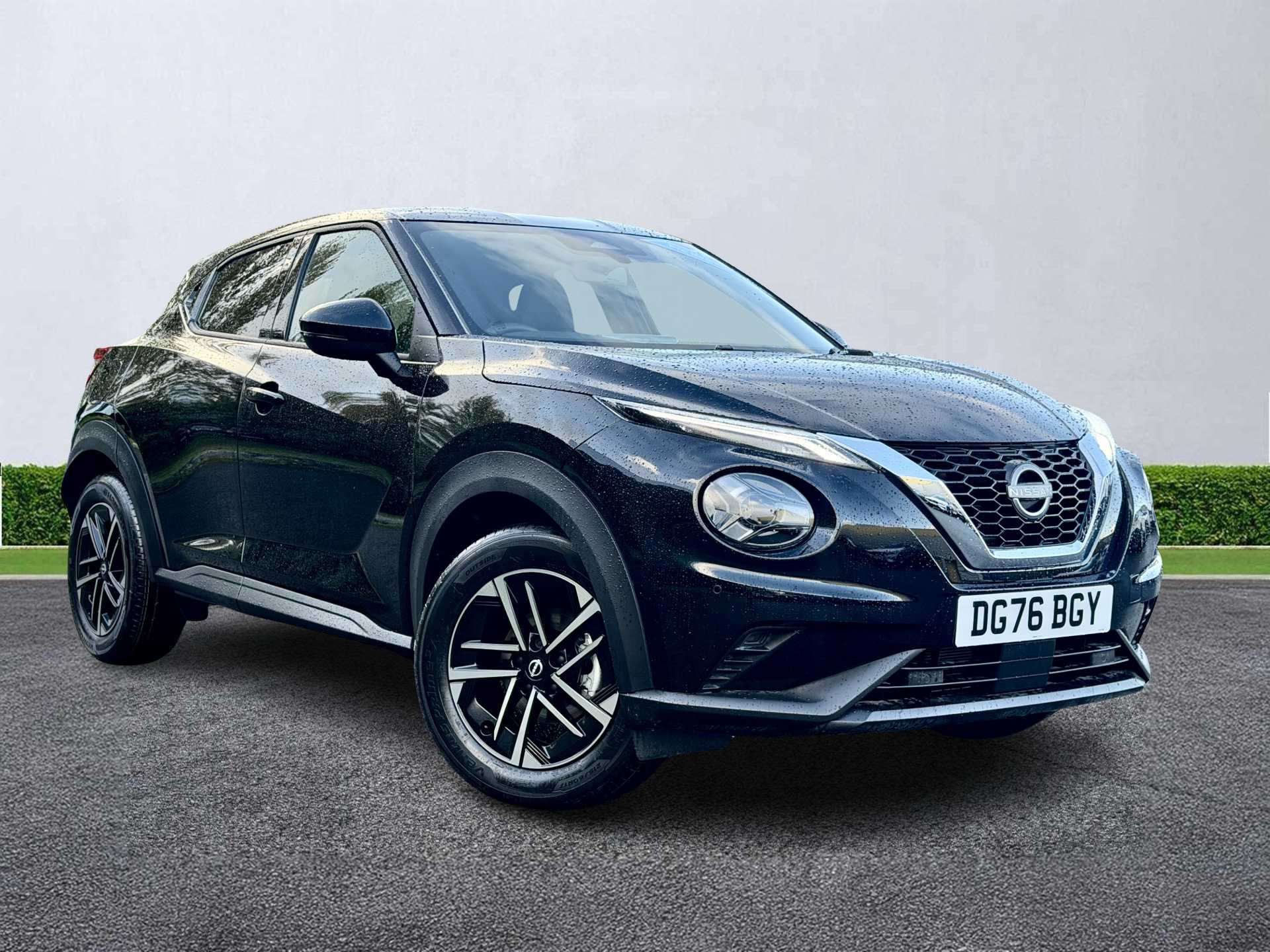 NISSAN JUKE HATCHBACK 1.0 Dig-T N-Connecta 5Dr