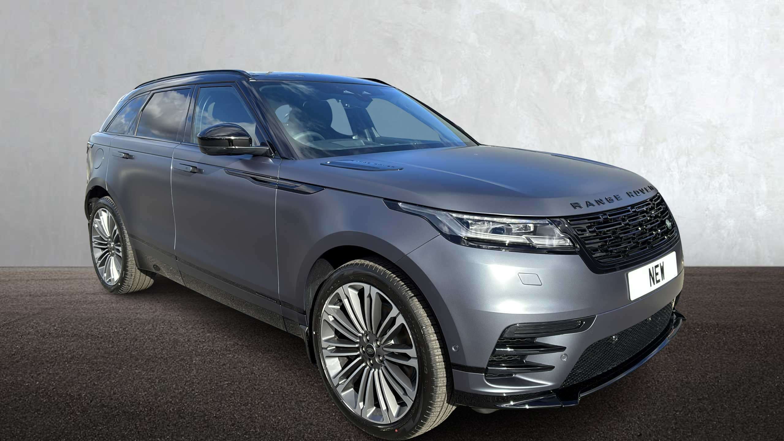 LAND ROVER RANGE ROVER VELAR DIESEL ESTATE 3.0 D300 Mhev Belgravia Edition Black 5Dr Auto
