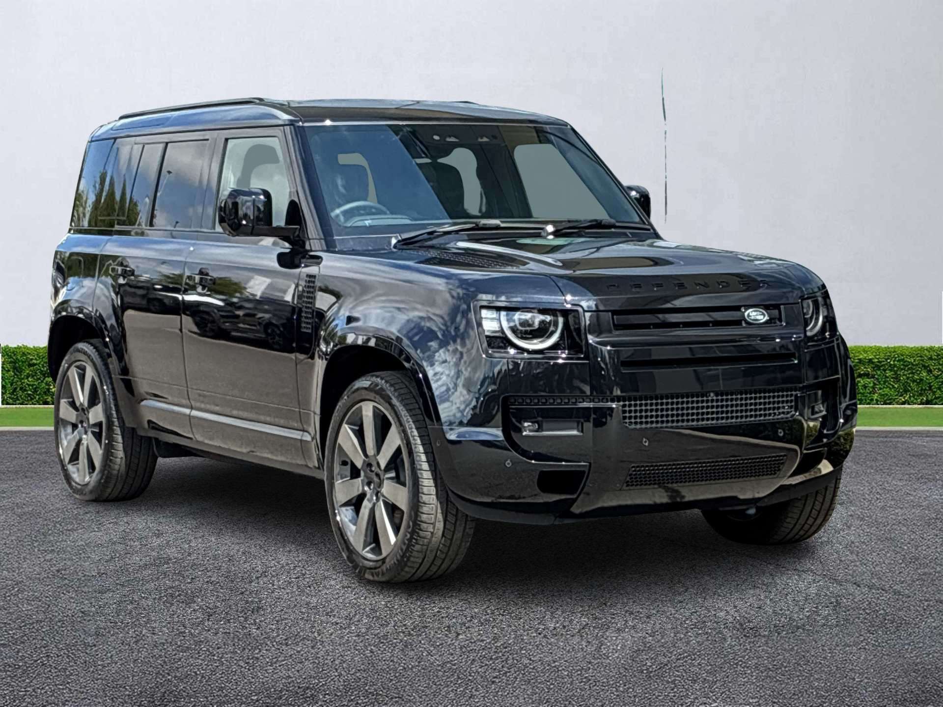 LAND ROVER DEFENDER DIESEL ESTATE 3.0 D350 X-Dynamic Hse 110 5Dr Auto [7 Seat]