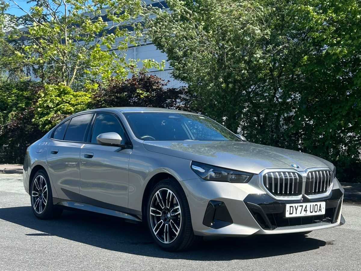BMW 5 SERIES SALOON 520I M Sport 4Dr Auto