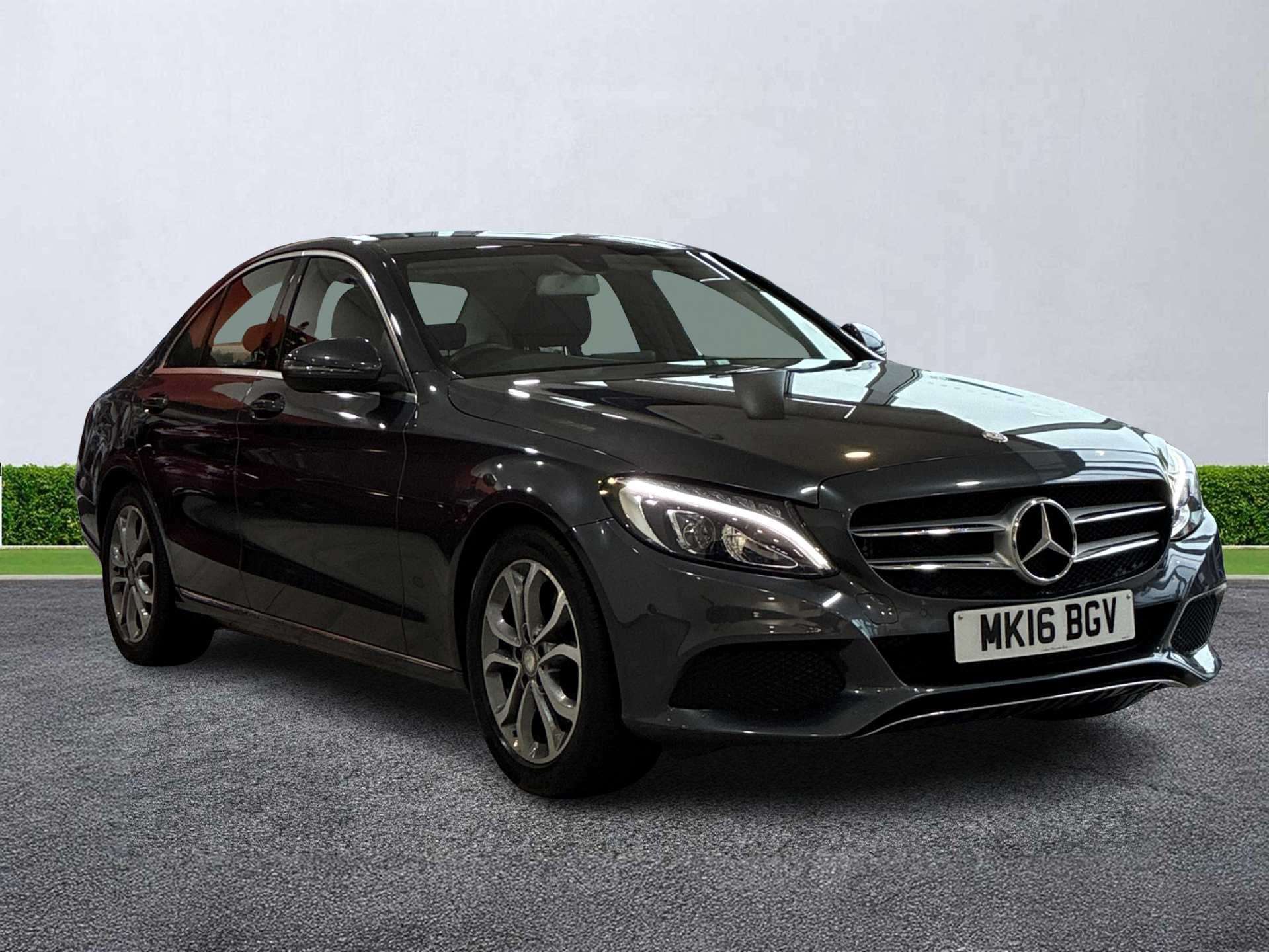 MERCEDES-BENZ C CLASS SALOON C200 Sport 4Dr Auto