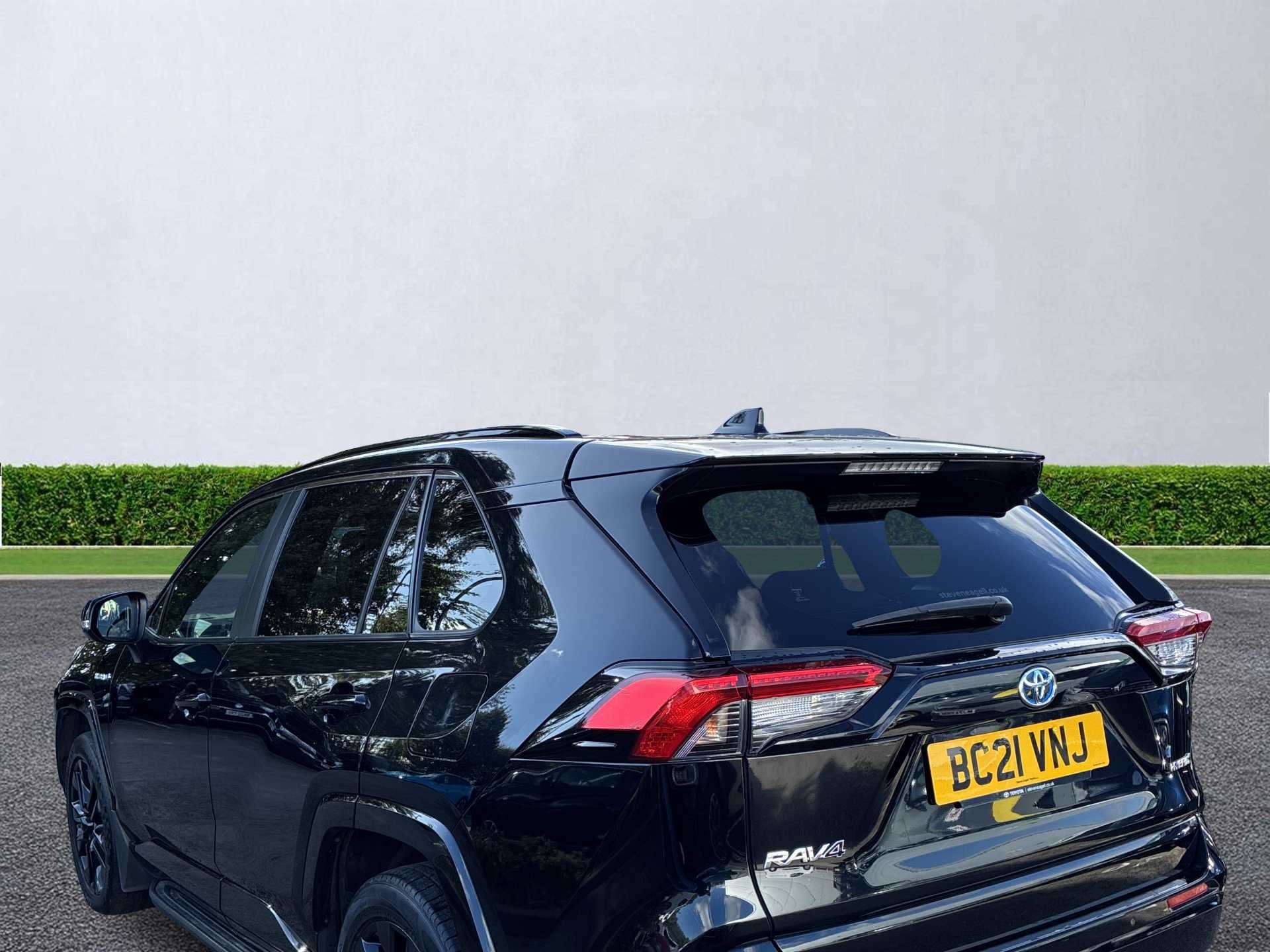 TOYOTA RAV4 ESTATE SPECIAL EDITIONS 2.5 Vvt-I Hybrid Black Edition 5Dr Cvt 2Wd