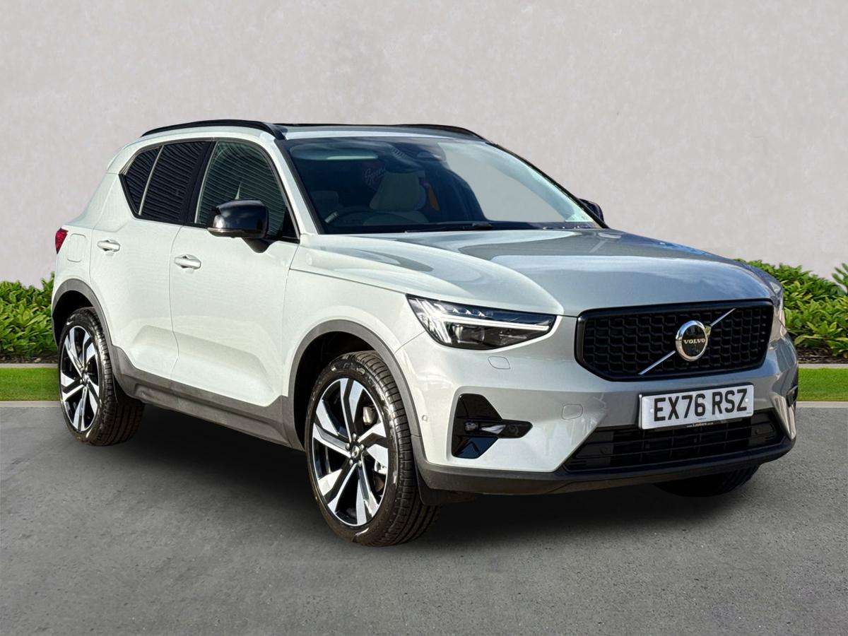 VOLVO XC40 ESTATE 2.0 B3P Ultra Dark 5Dr Auto