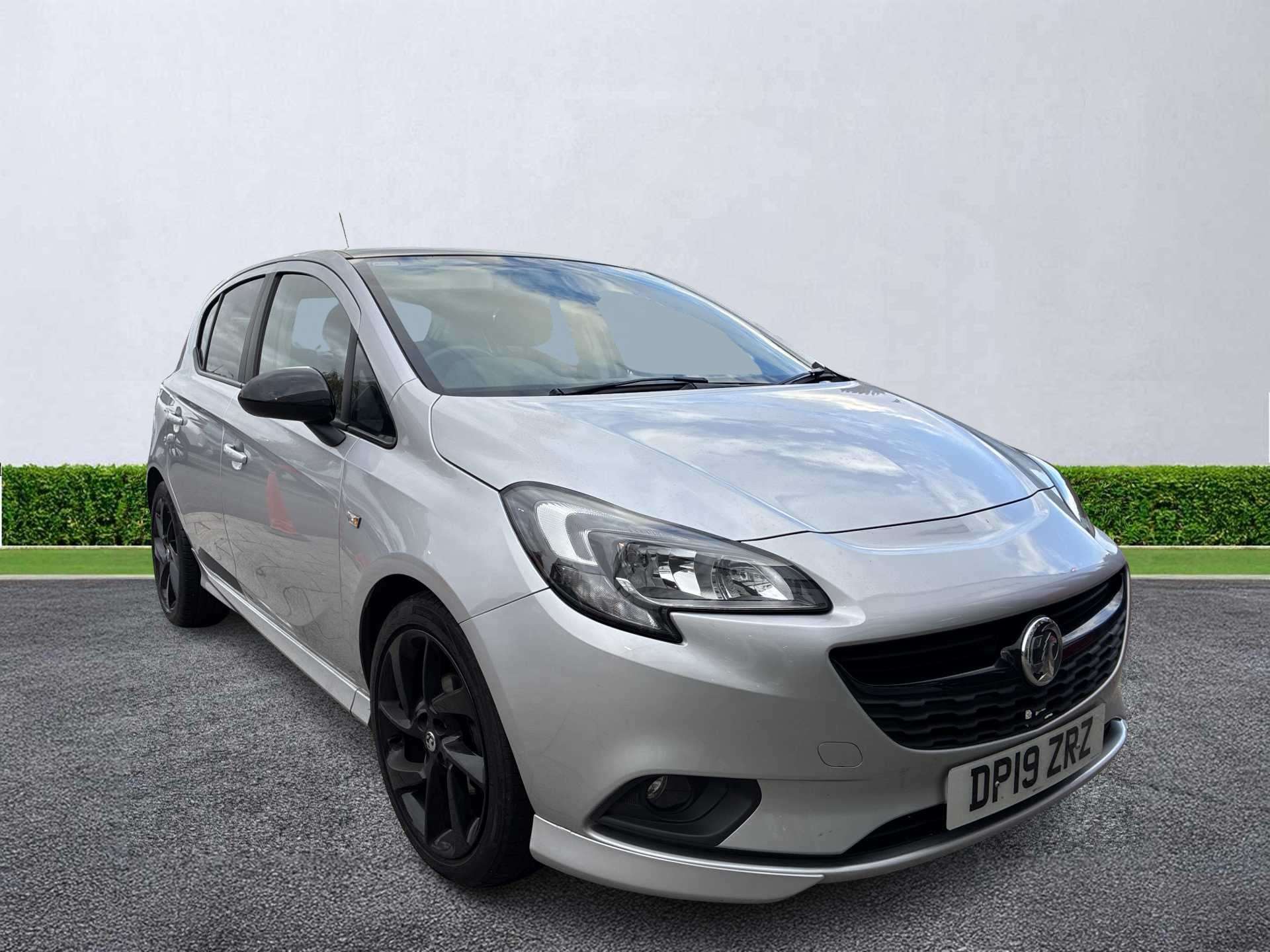 VAUXHALL CORSA HATCHBACK 1.4 Sri Vx-Line Nav Black 5Dr