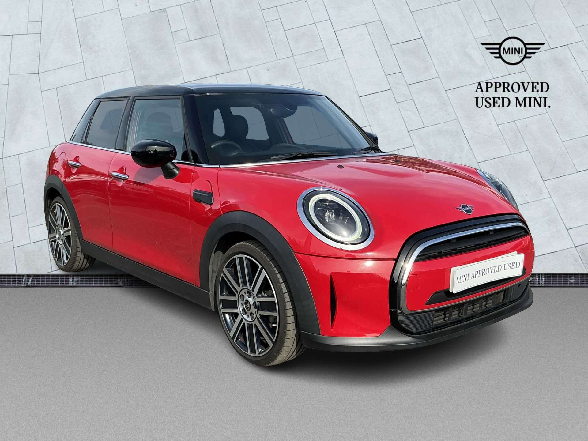 MINI HATCHBACK 1.5 Cooper Exclusive 5Dr Auto