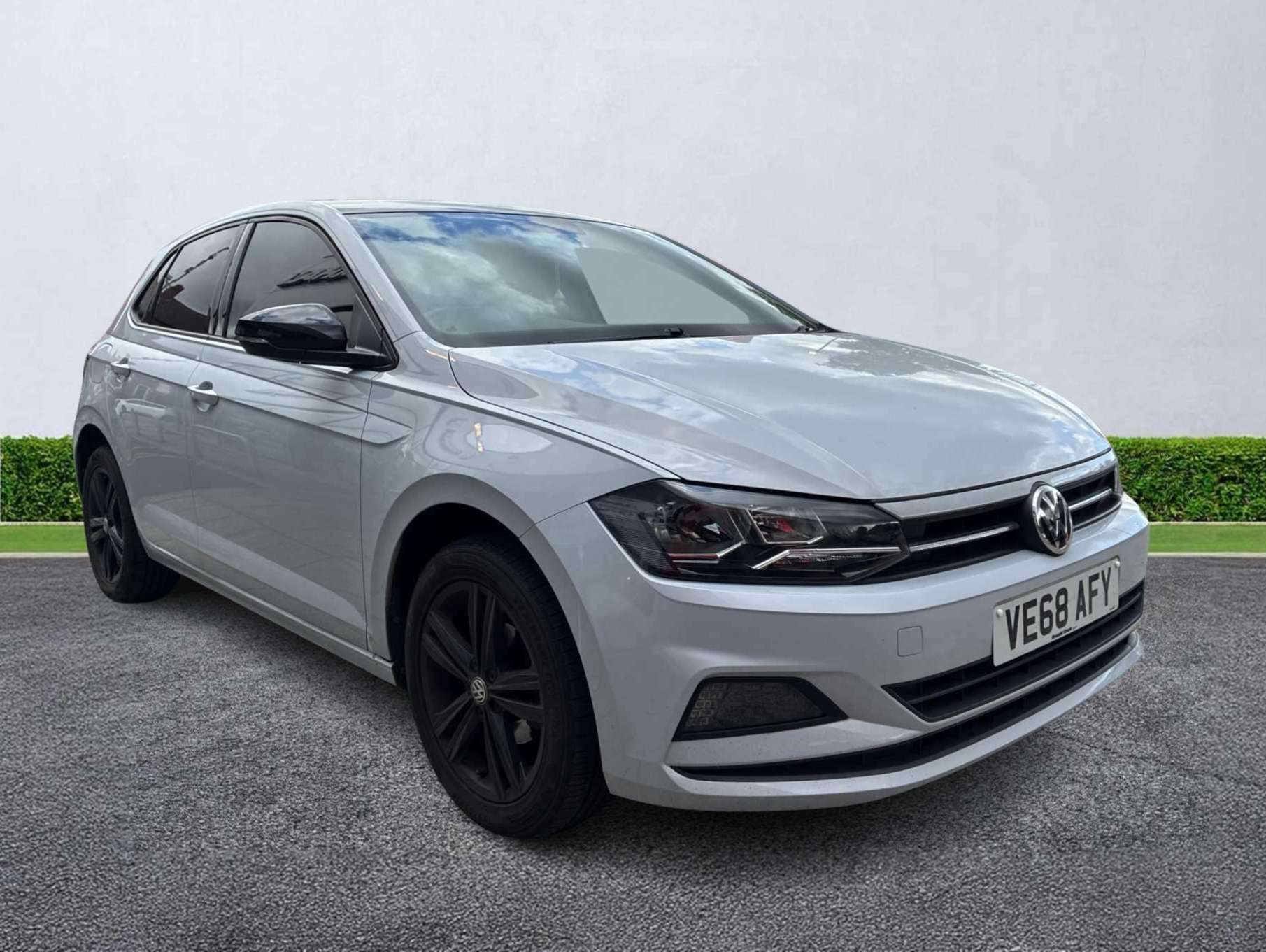 VOLKSWAGEN POLO HATCHBACK 1.0 Tsi 95 Se 5Dr