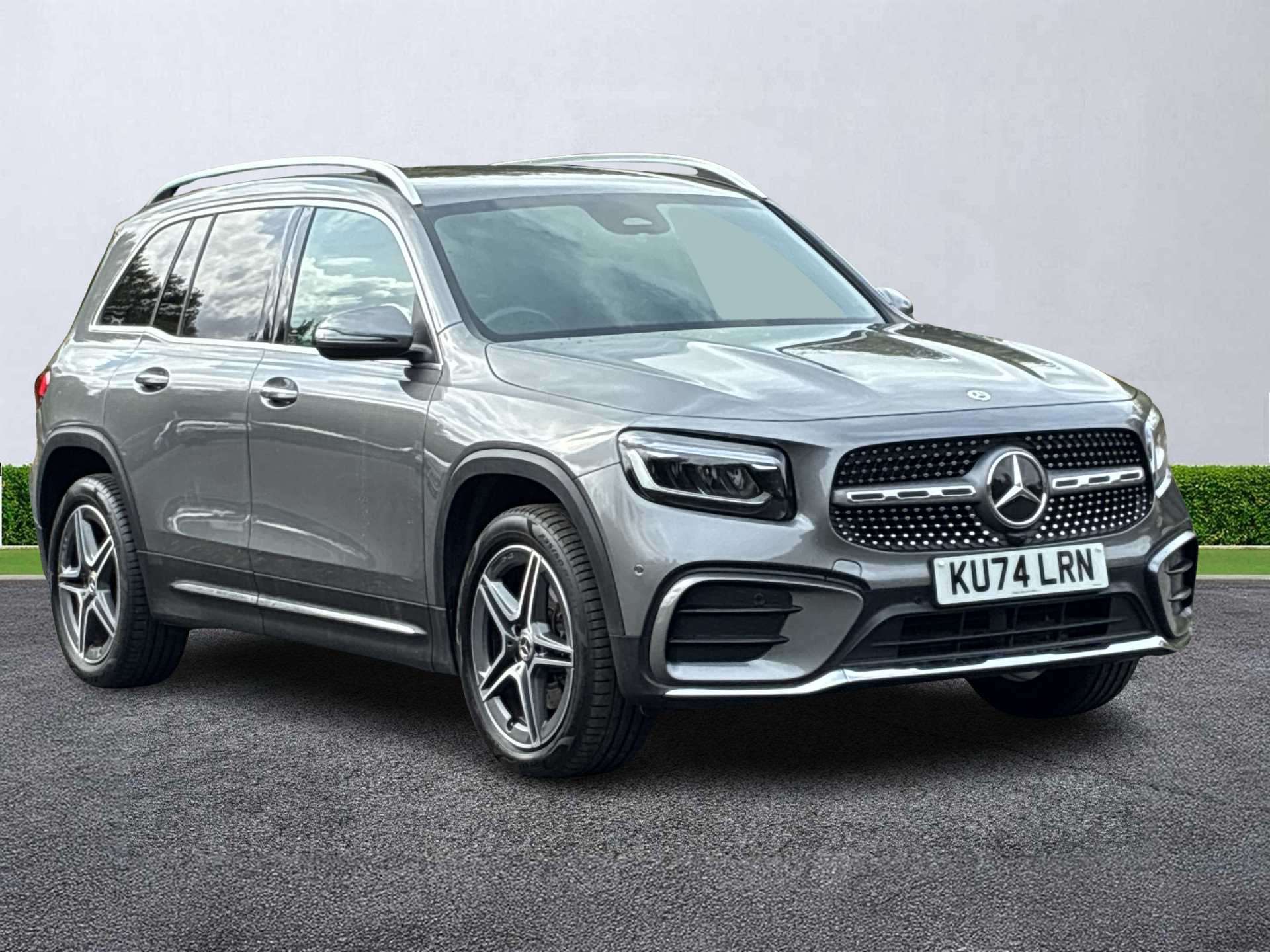 MERCEDES-BENZ GLB ESTATE Glb 200 Amg Line Executive 5Dr 7G-Tronic