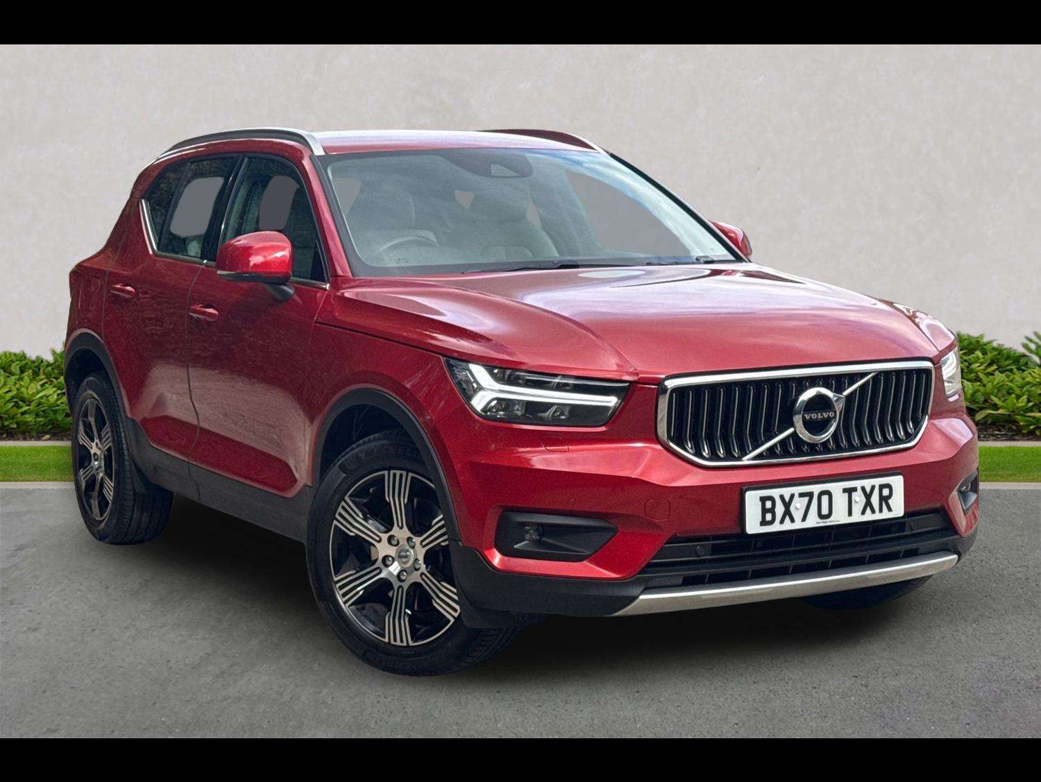 VOLVO XC40 ESTATE 2.0 B4P Inscription 5Dr Auto