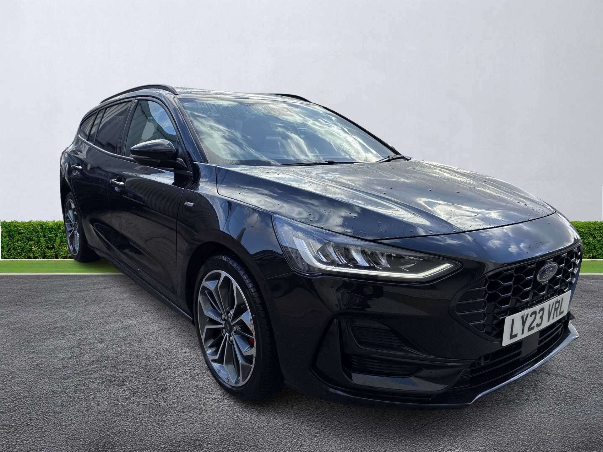 FORD FOCUS ESTATE 1.0 EcoBoost Hybrid mHEV 155 ST-Line X 5dr Auto