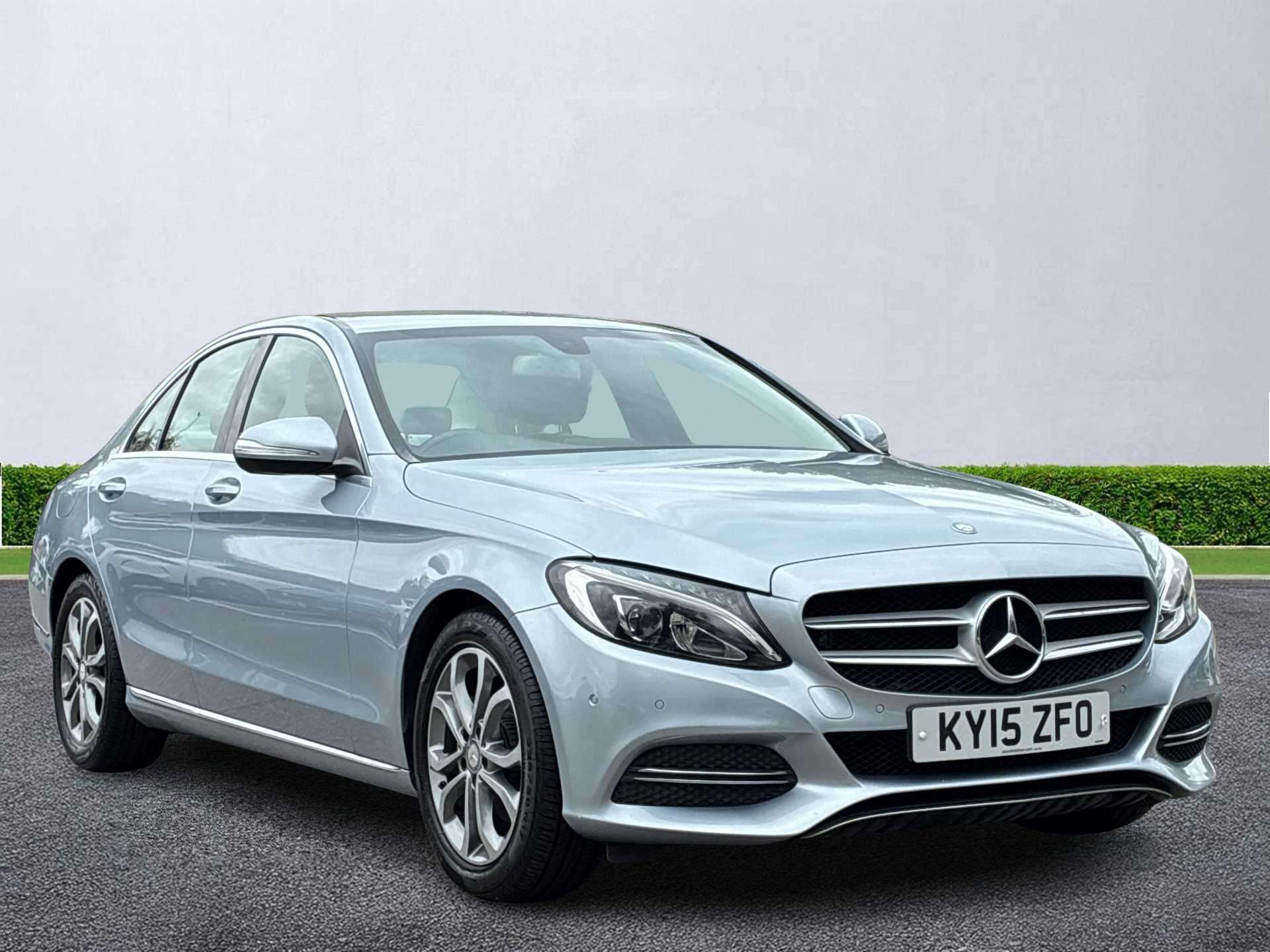 MERCEDES-BENZ C CLASS SALOON C200 Sport 4Dr Auto