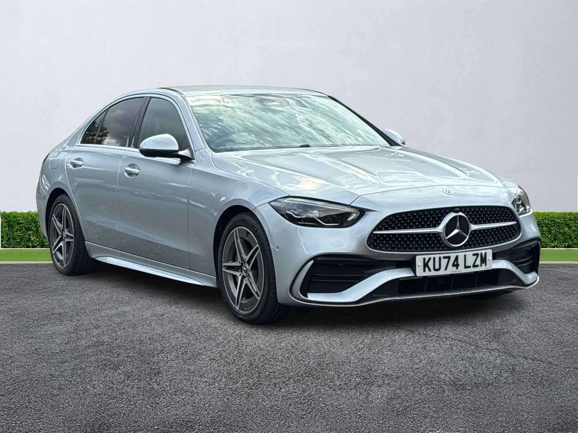 MERCEDES-BENZ C CLASS SALOON C200 Amg Line 4Dr 9G-Tronic