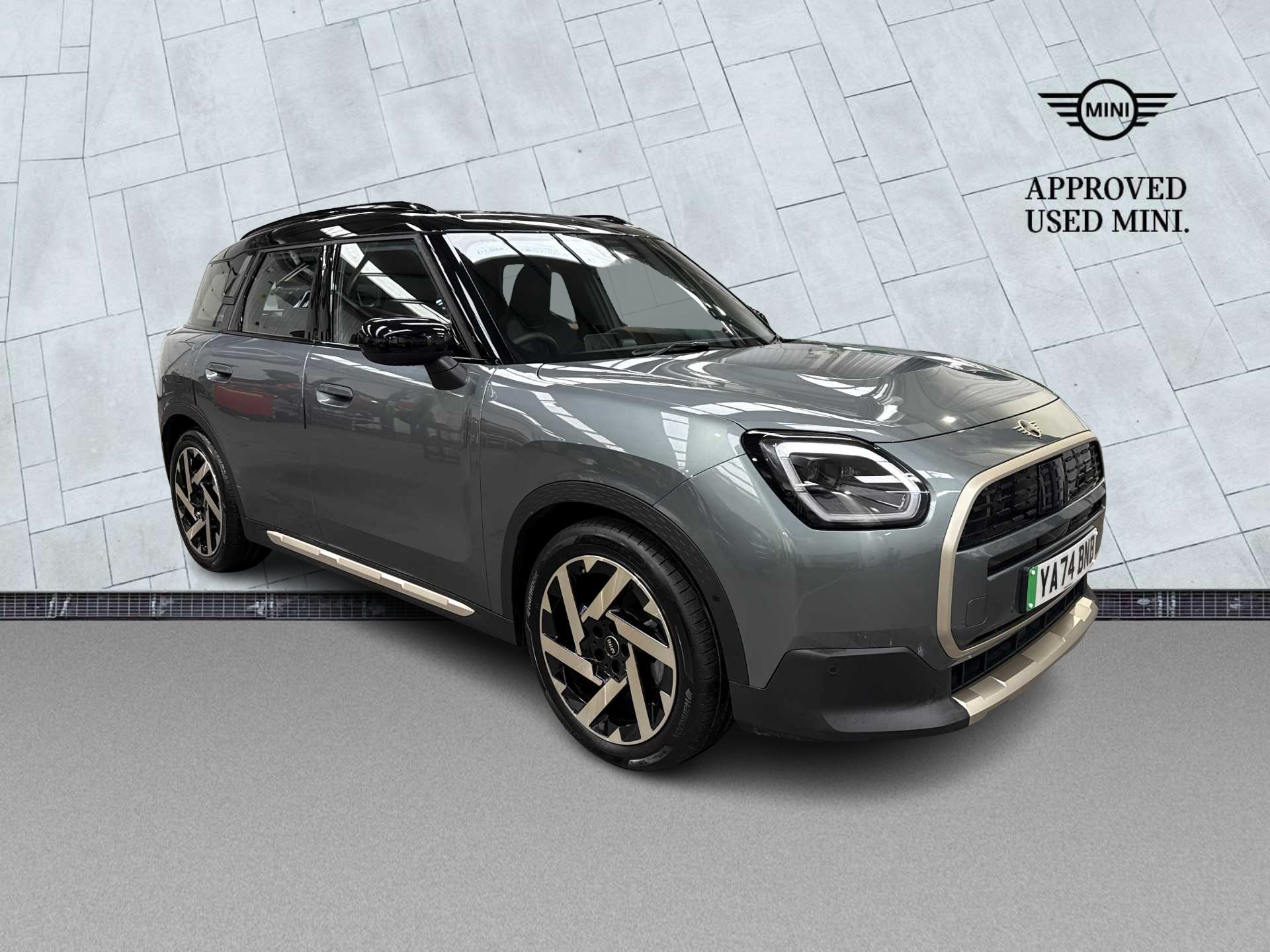 Used MINI ELECTRIC COUNTRYMAN 150Kw E Exclusive 66Kwh 5Dr Auto 2024 ...